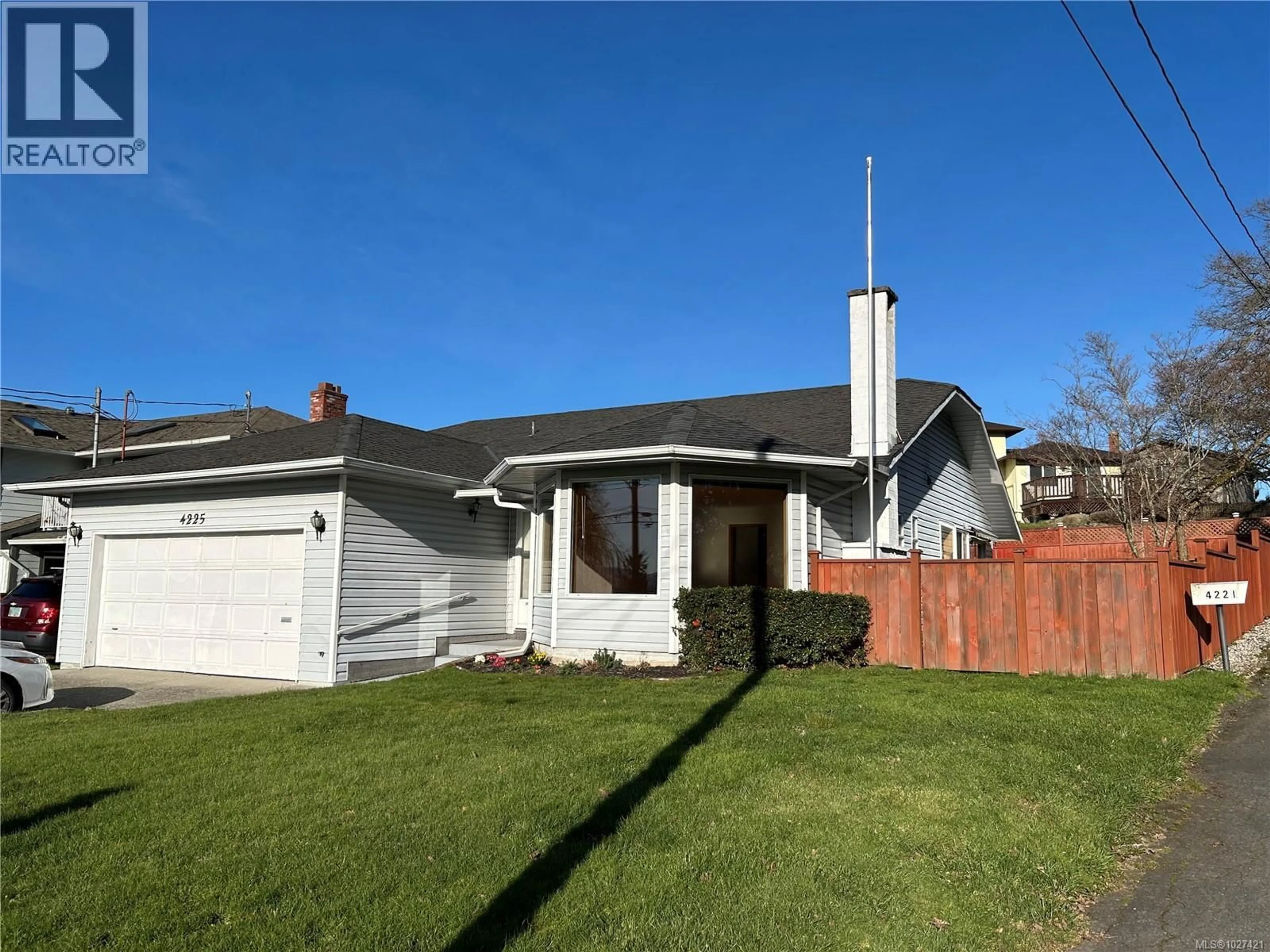 Unknown for 4225 QUADRA STREET, Saanich British Columbia V8X1L5