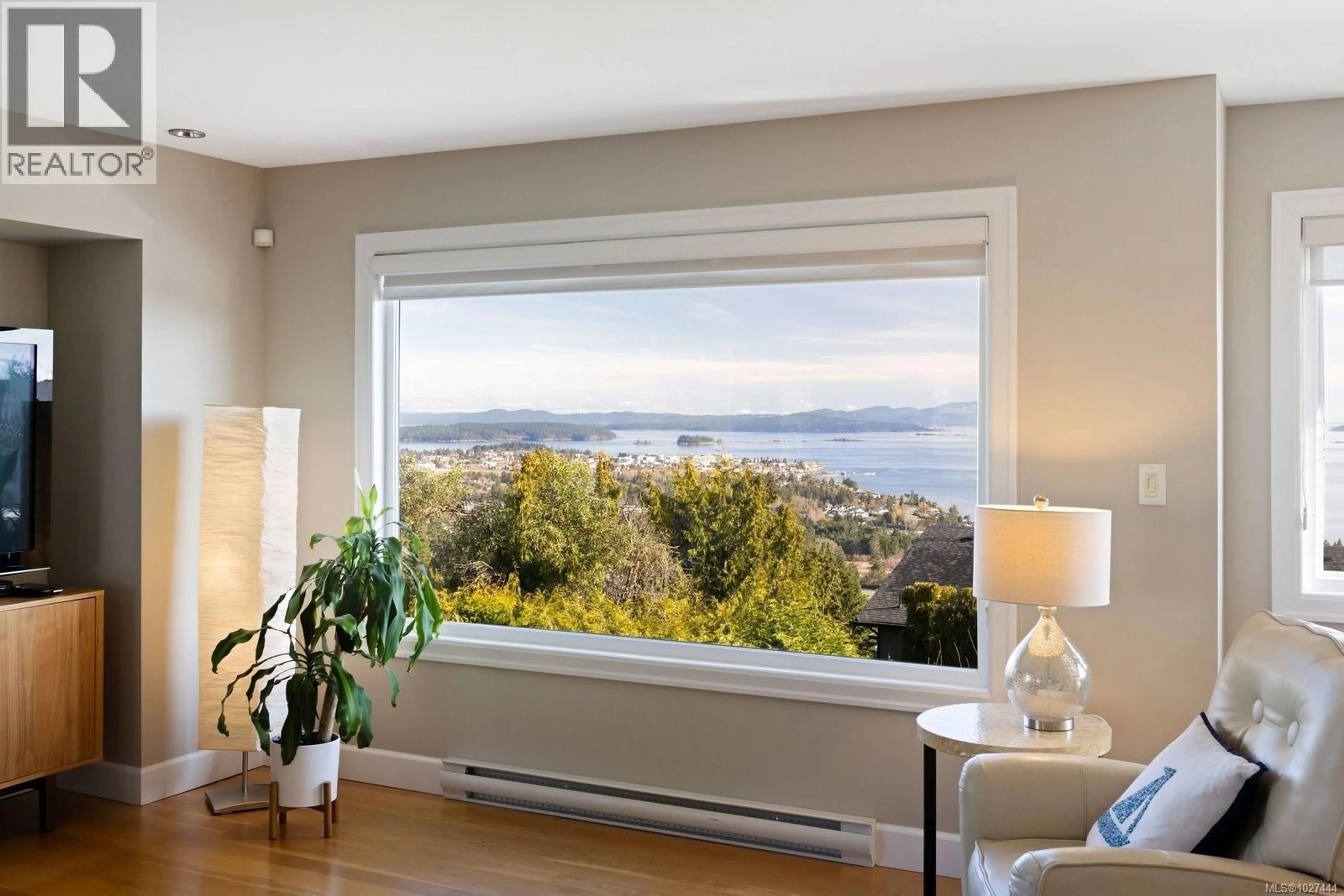 Unknown for 1736 MAYNEVIEW TERRACE, North Saanich British Columbia V8L5A9