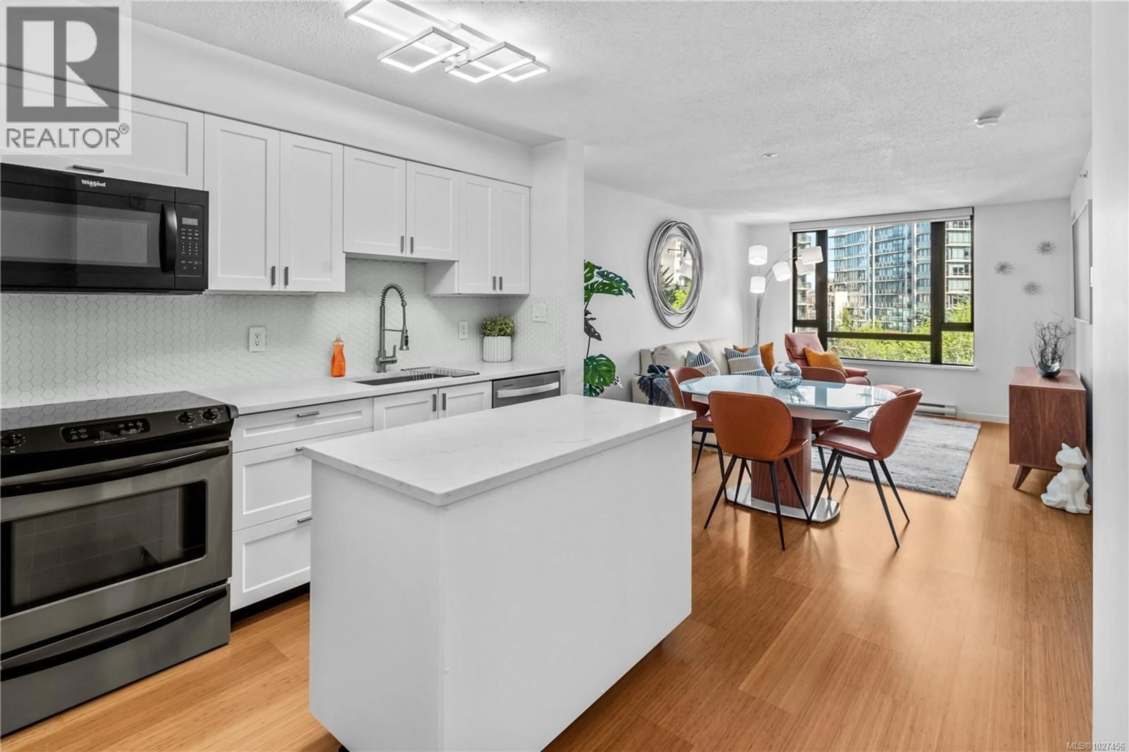 Open concept kitchen, unknown for 501 - 751 FAIRFIELD ROAD, Victoria British Columbia V8V3A3