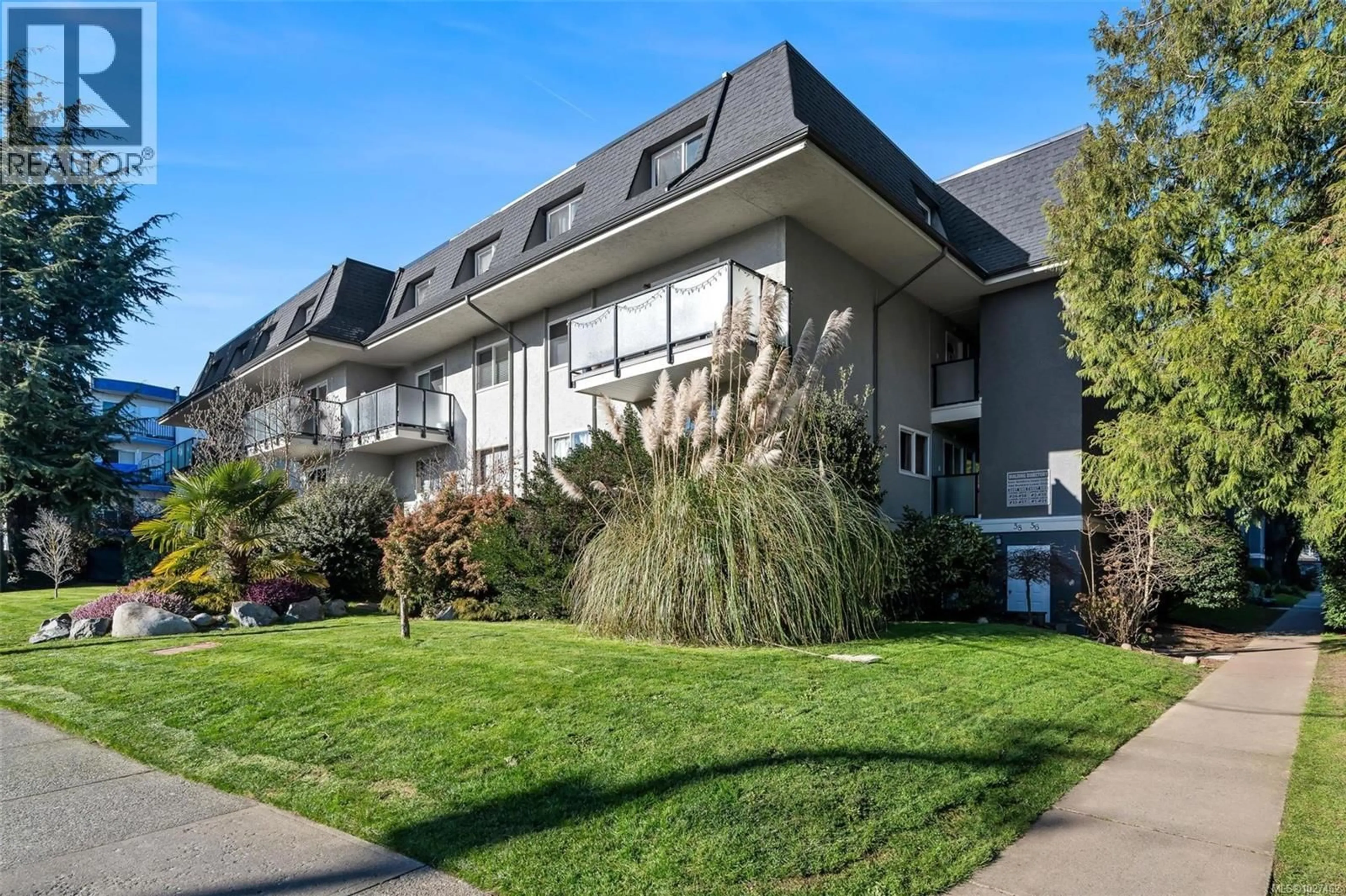 Patio, unknown for 4 - 840 CRAIGFLOWER ROAD, Esquimalt British Columbia V9A2X1