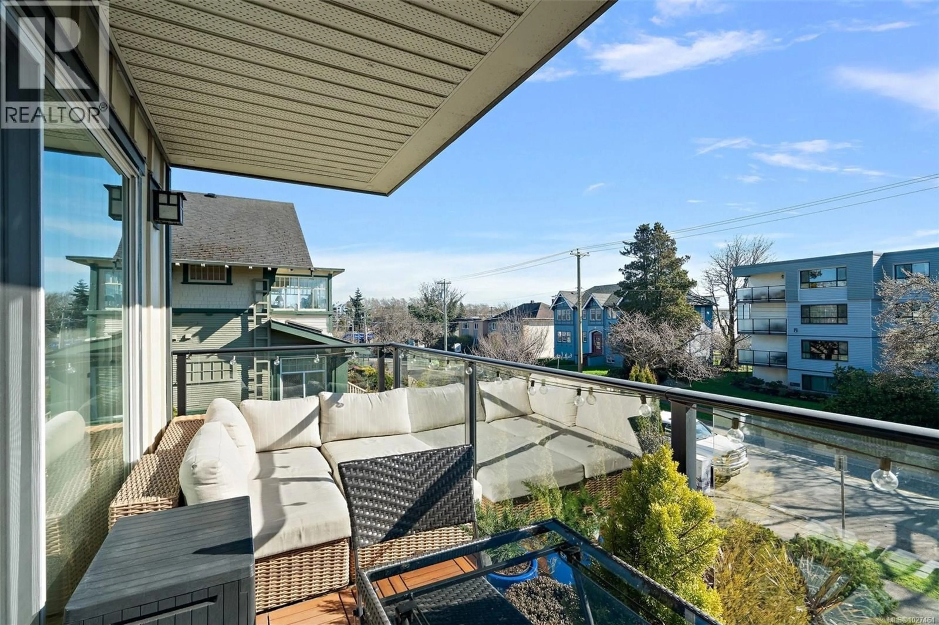 Patio, city buildings view from balcony for 301 - 1024 FAIRFIELD ROAD, Victoria British Columbia V8V3A7