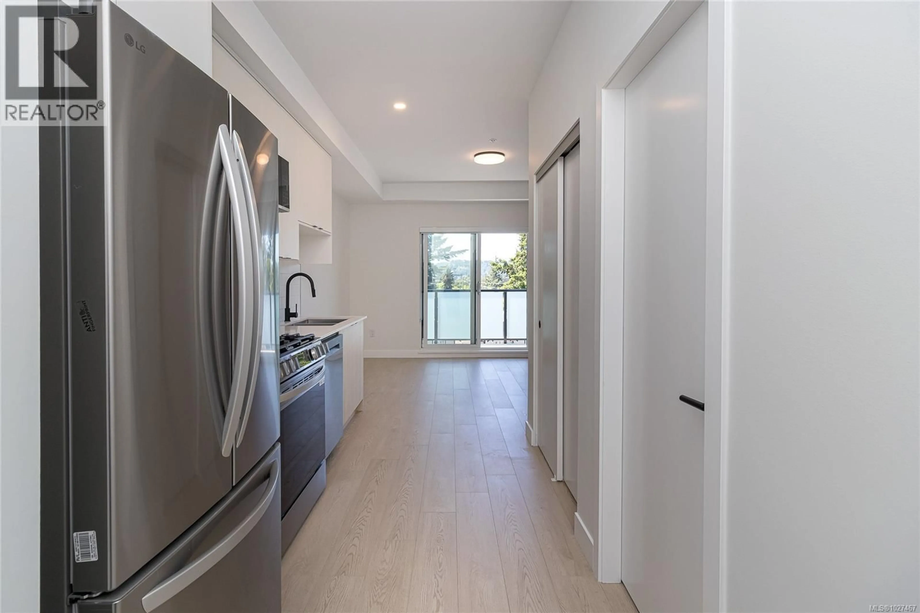 Unknown for 512 - 2629 MILLSTREAM ROAD, Langford British Columbia V9B3R8