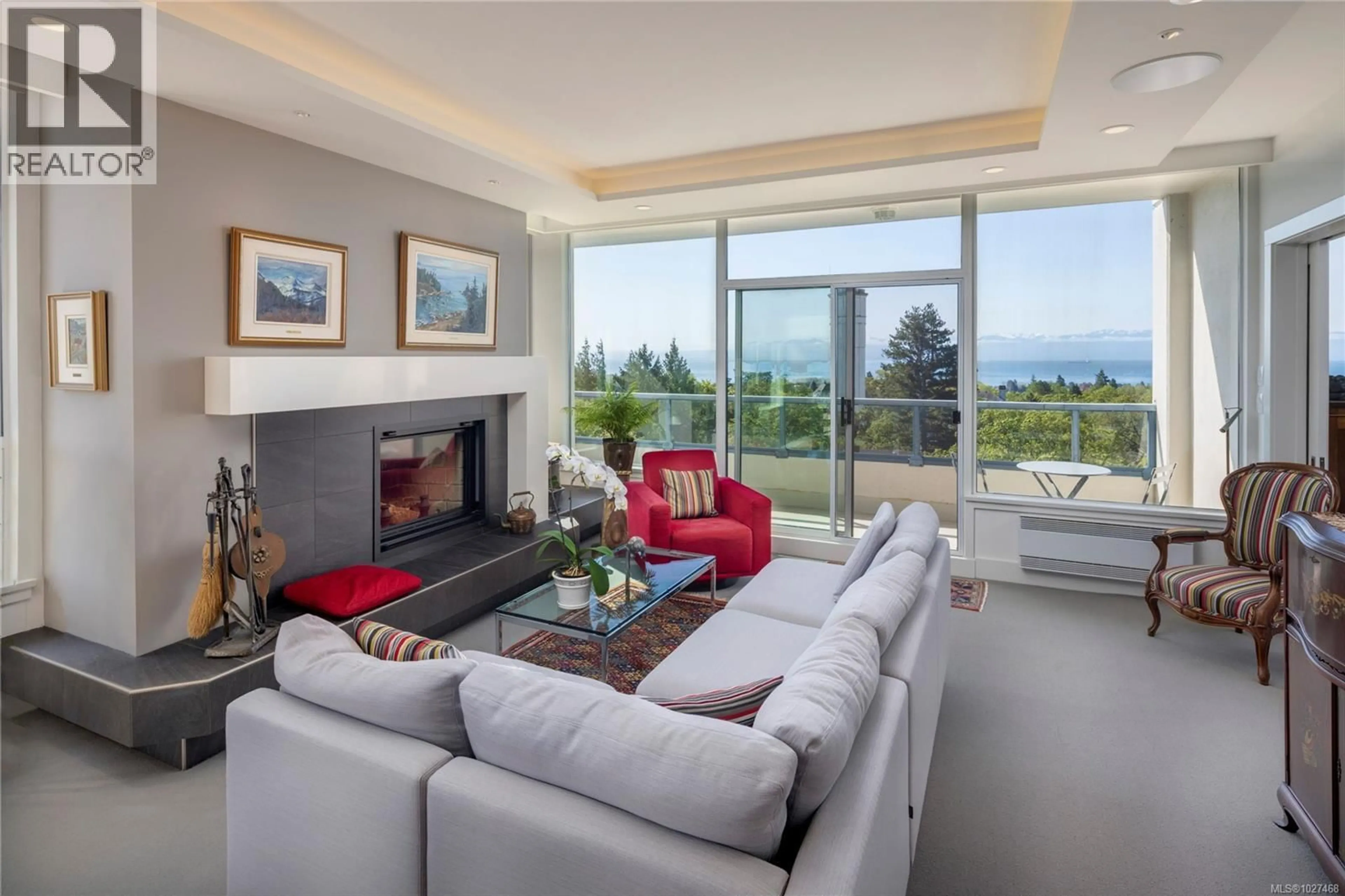 Living room with furniture, unknown for 701 - 1033 BELMONT AVENUE, Victoria British Columbia V8S3T4