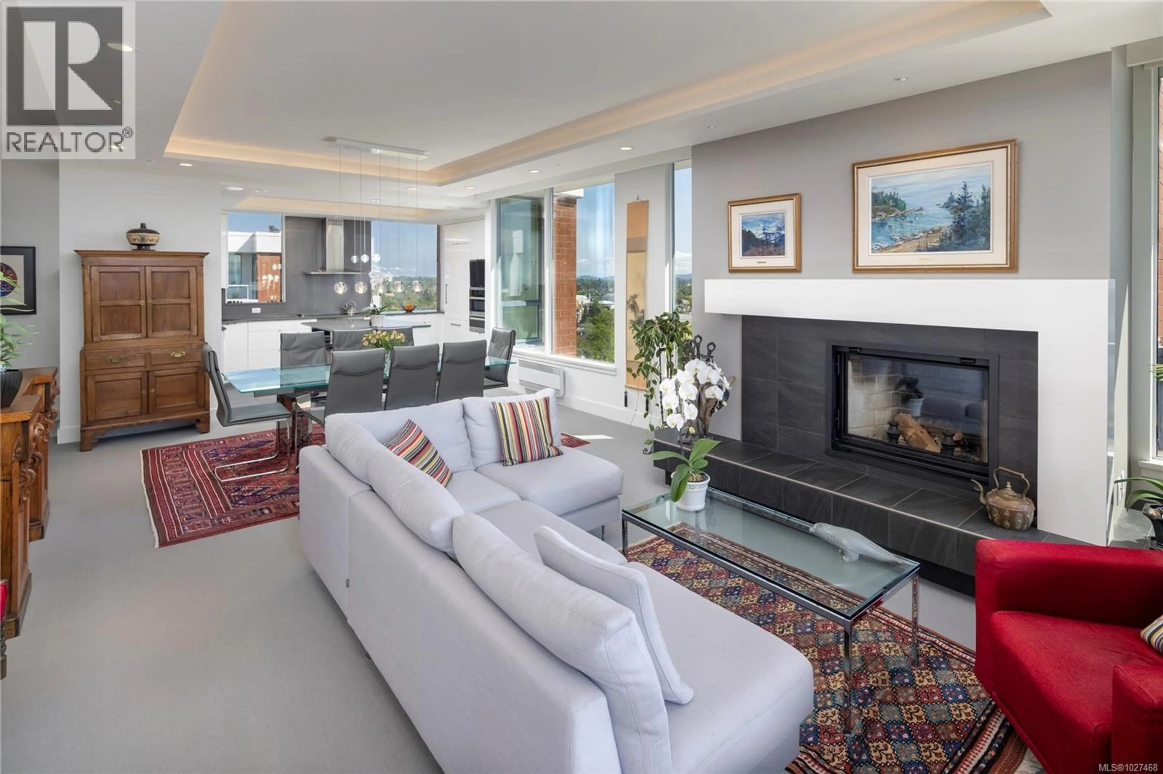 Living room with furniture, unknown for 701 - 1033 BELMONT AVENUE, Victoria British Columbia V8S3T4