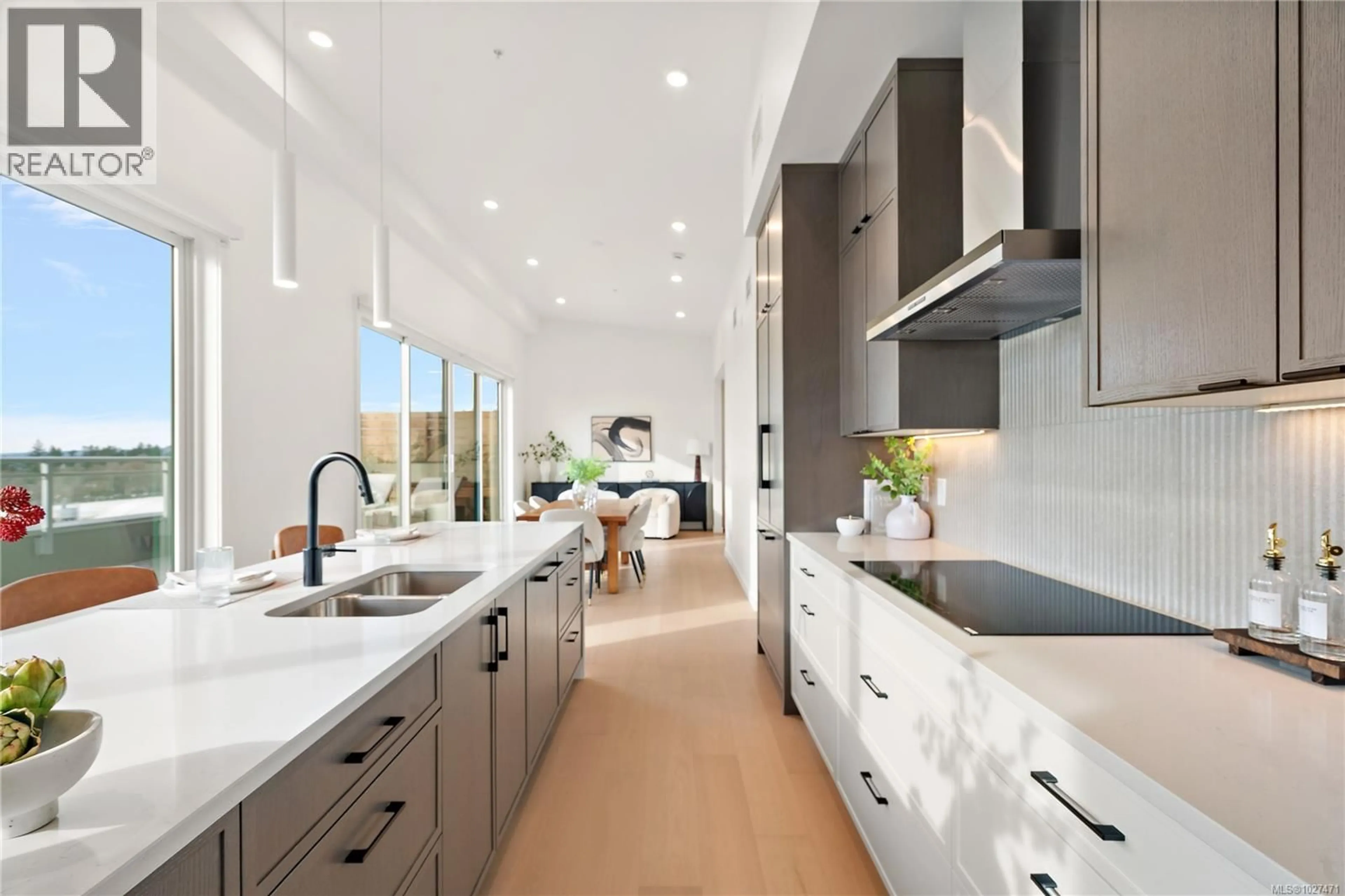 Contemporary kitchen, ceramic/tile floor for 502 - 1102 ESQUIMALT ROAD, Esquimalt British Columbia V9A0L3