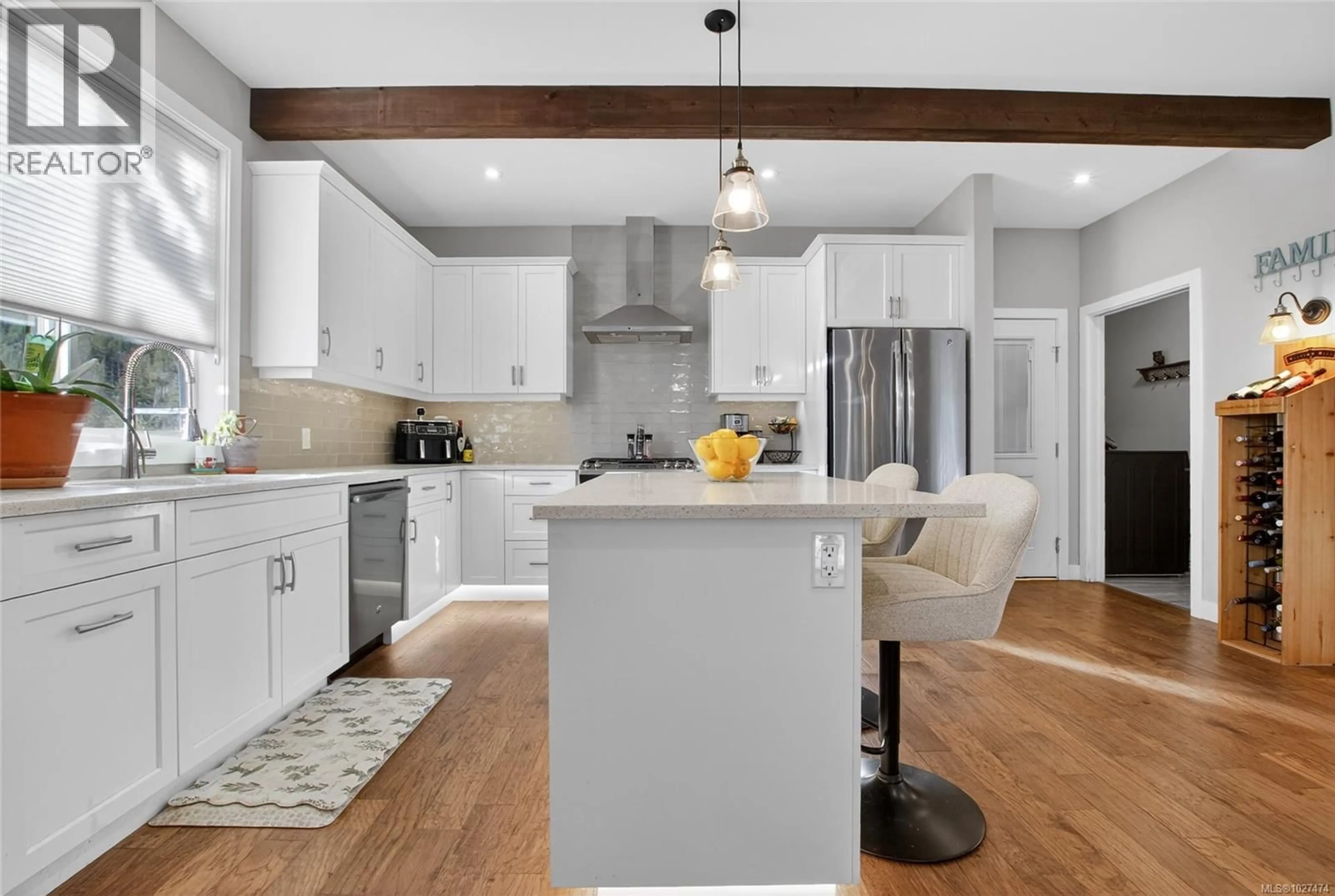 Open concept kitchen, unknown for 7284 LAKEFRONT DRIVE, Lake Cowichan British Columbia V0R2G1