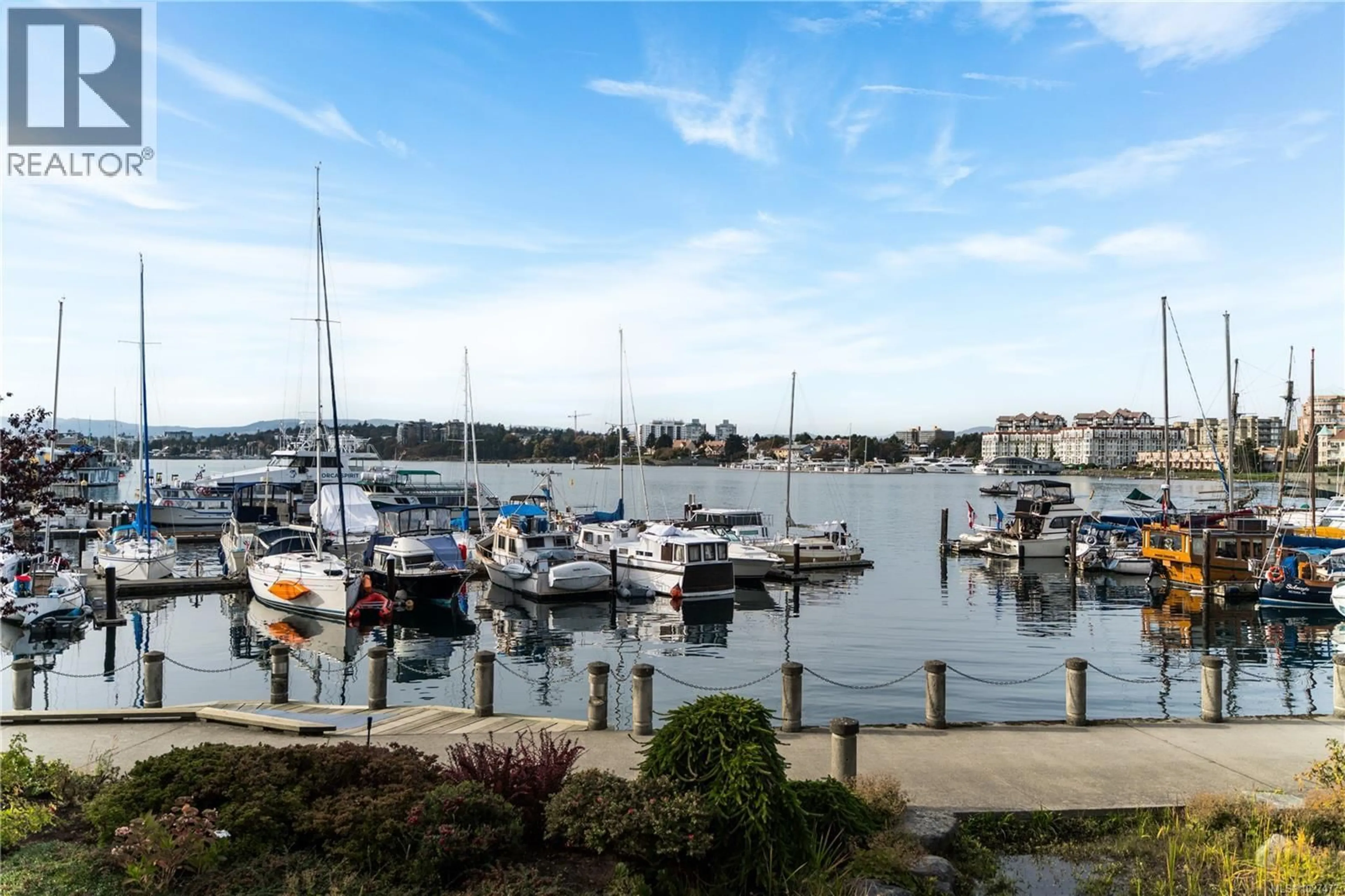 A pic from outside/outdoor area/front of a property/back of a property/a pic from drone, water/lake/river/ocean view for 203 - 636 MONTREAL STREET, Victoria British Columbia V8V4Y1