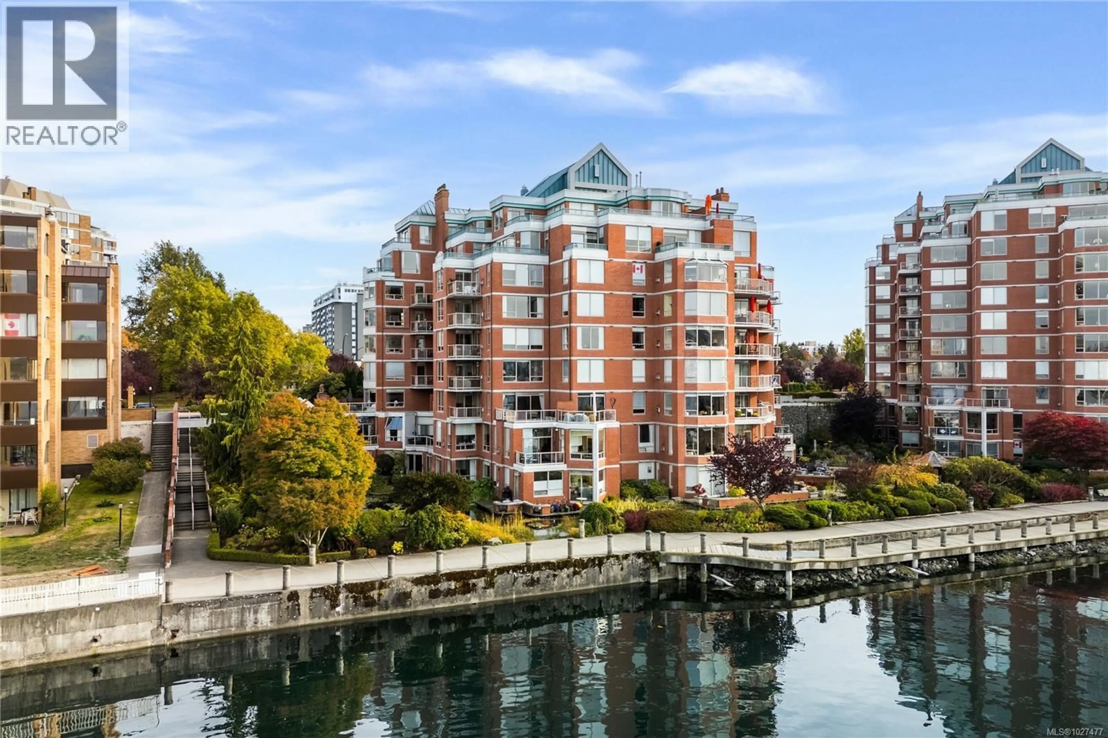 Blurry image for 203 - 636 MONTREAL STREET, Victoria British Columbia V8V4Y1