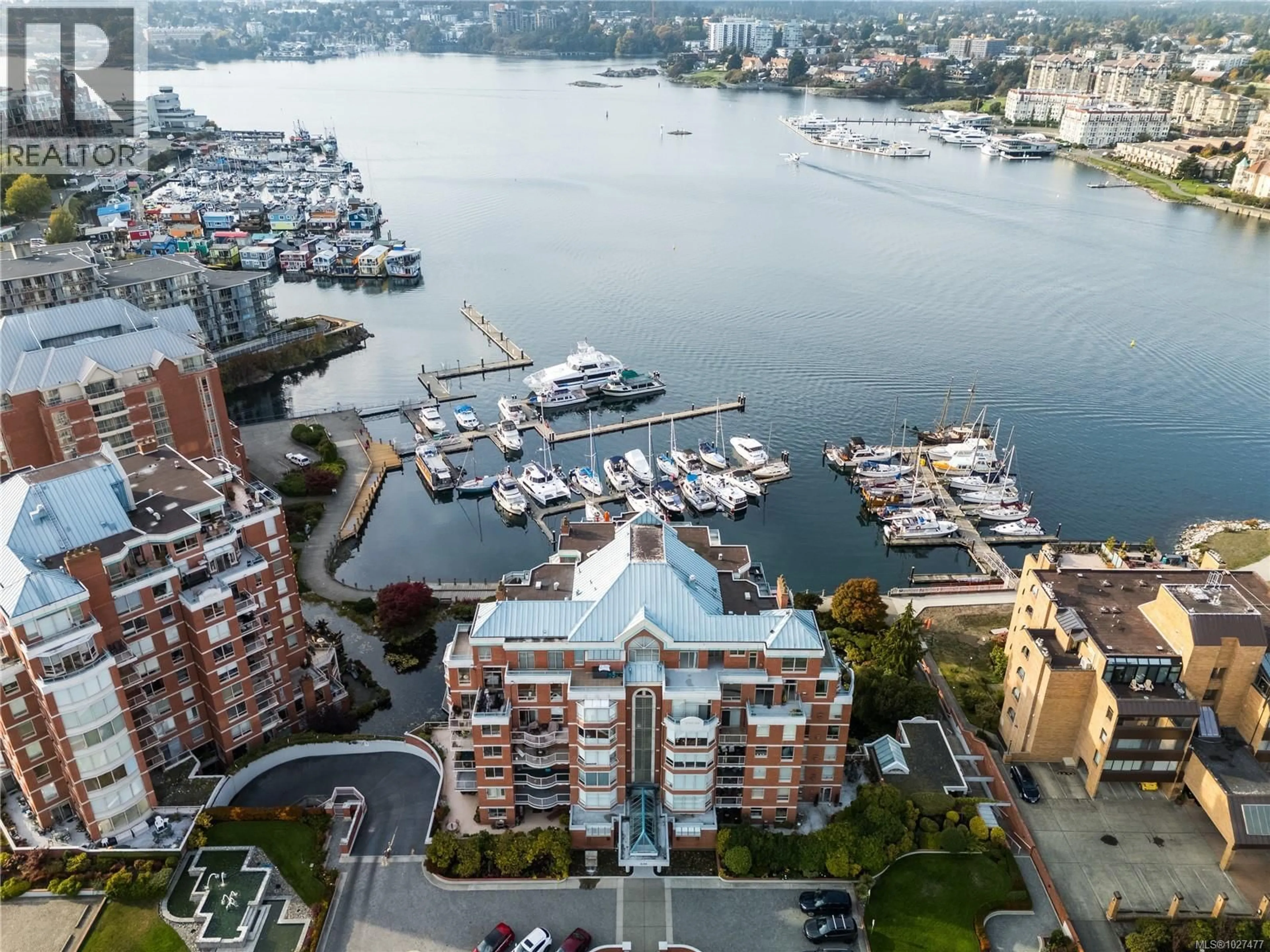 A pic from outside/outdoor area/front of a property/back of a property/a pic from drone, water/lake/river/ocean view for 203 - 636 MONTREAL STREET, Victoria British Columbia V8V4Y1