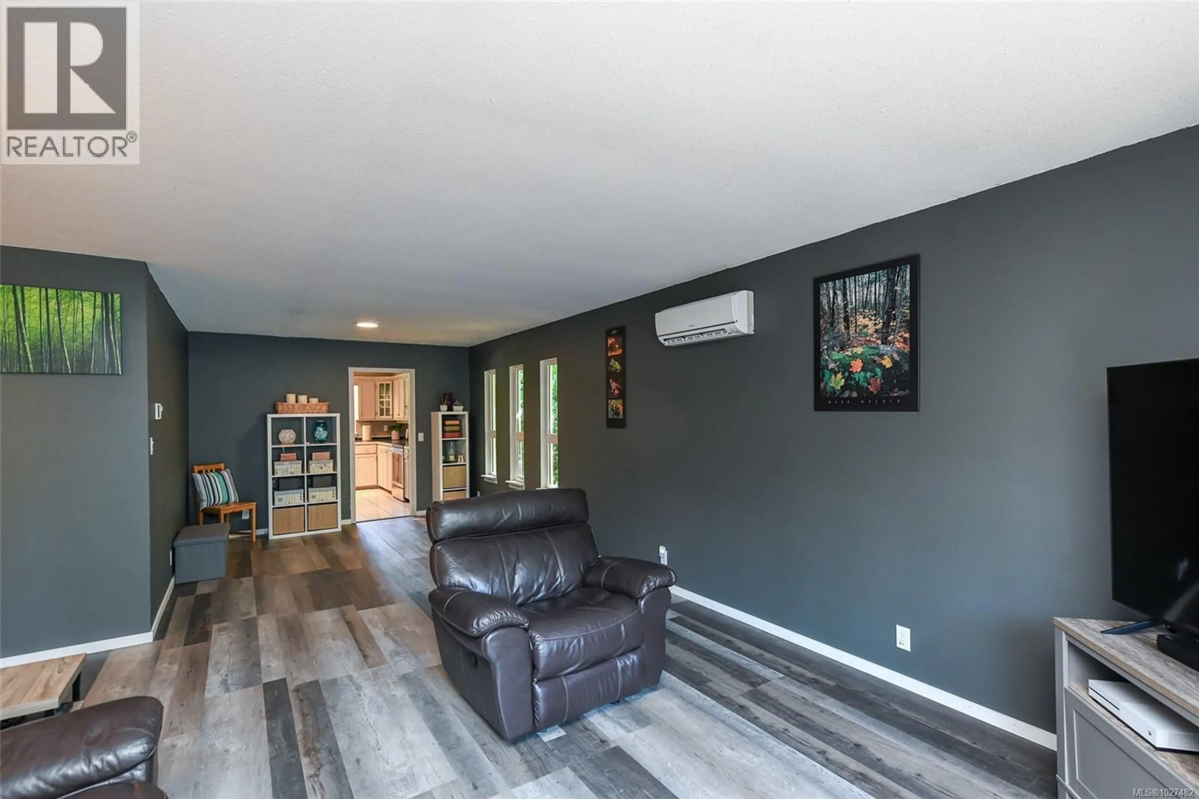 Unknown for 7730 VIVIAN WAY, Fanny Bay British Columbia V0R2W0