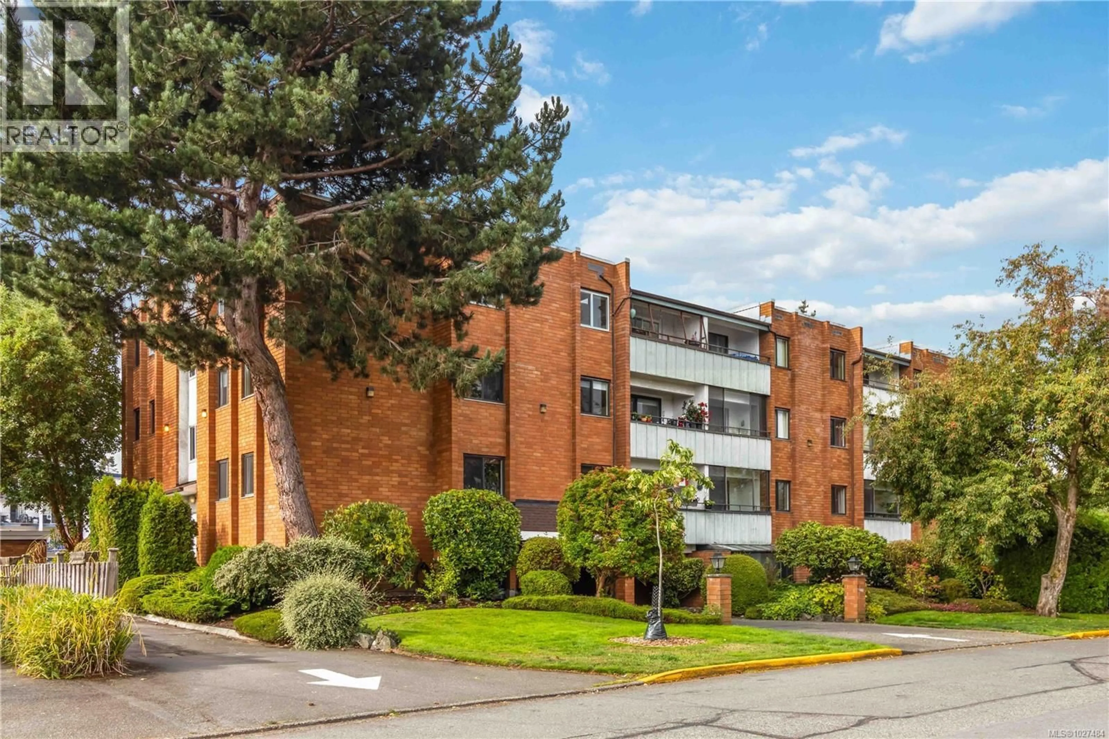 Unknown for 303 - 853 SELKIRK AVENUE, Esquimalt British Columbia V9A2T7