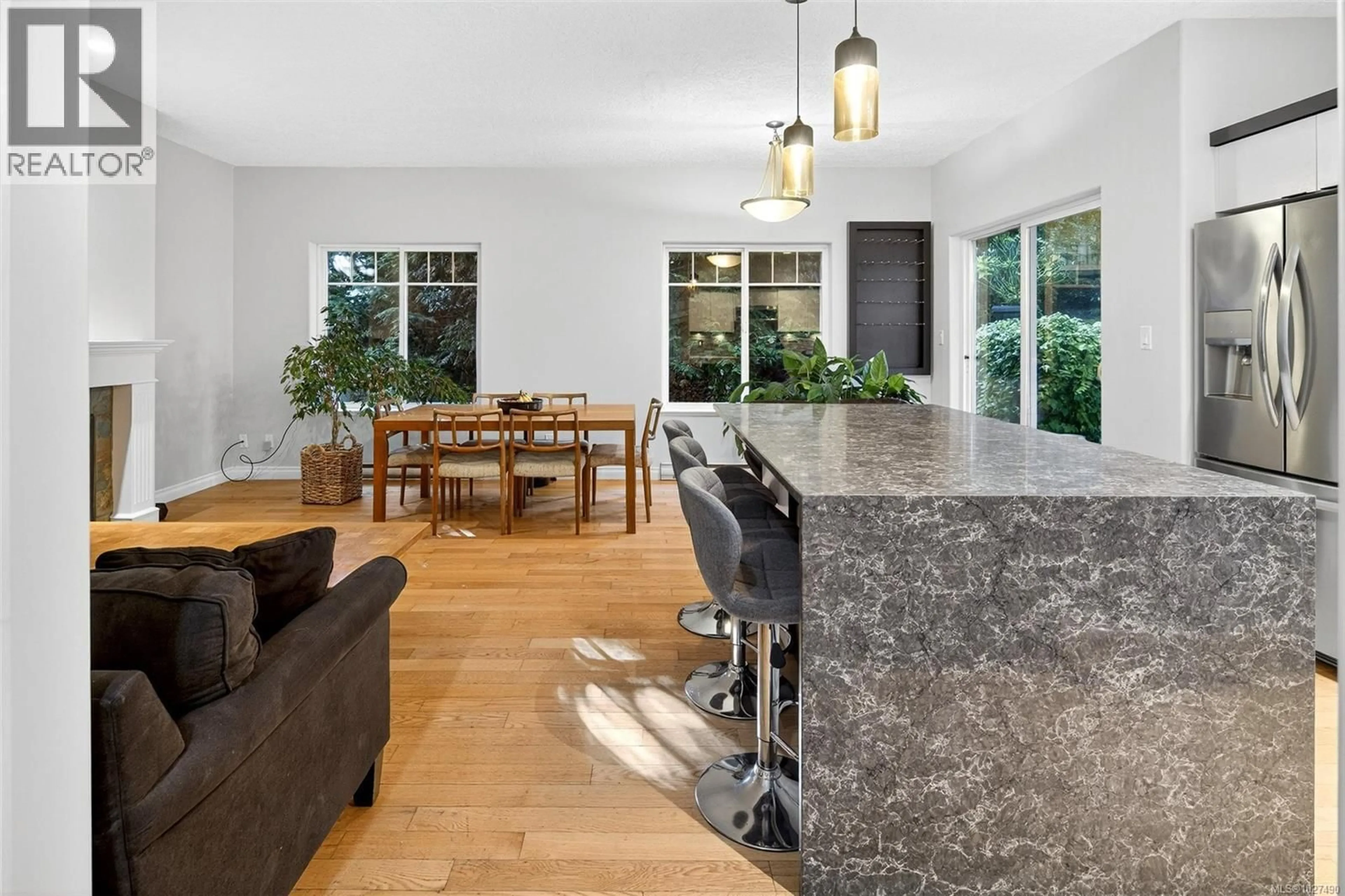 Open concept kitchen, unknown for 3 - 1405 MALLEK CRESCENT, Victoria British Columbia V8T0A3