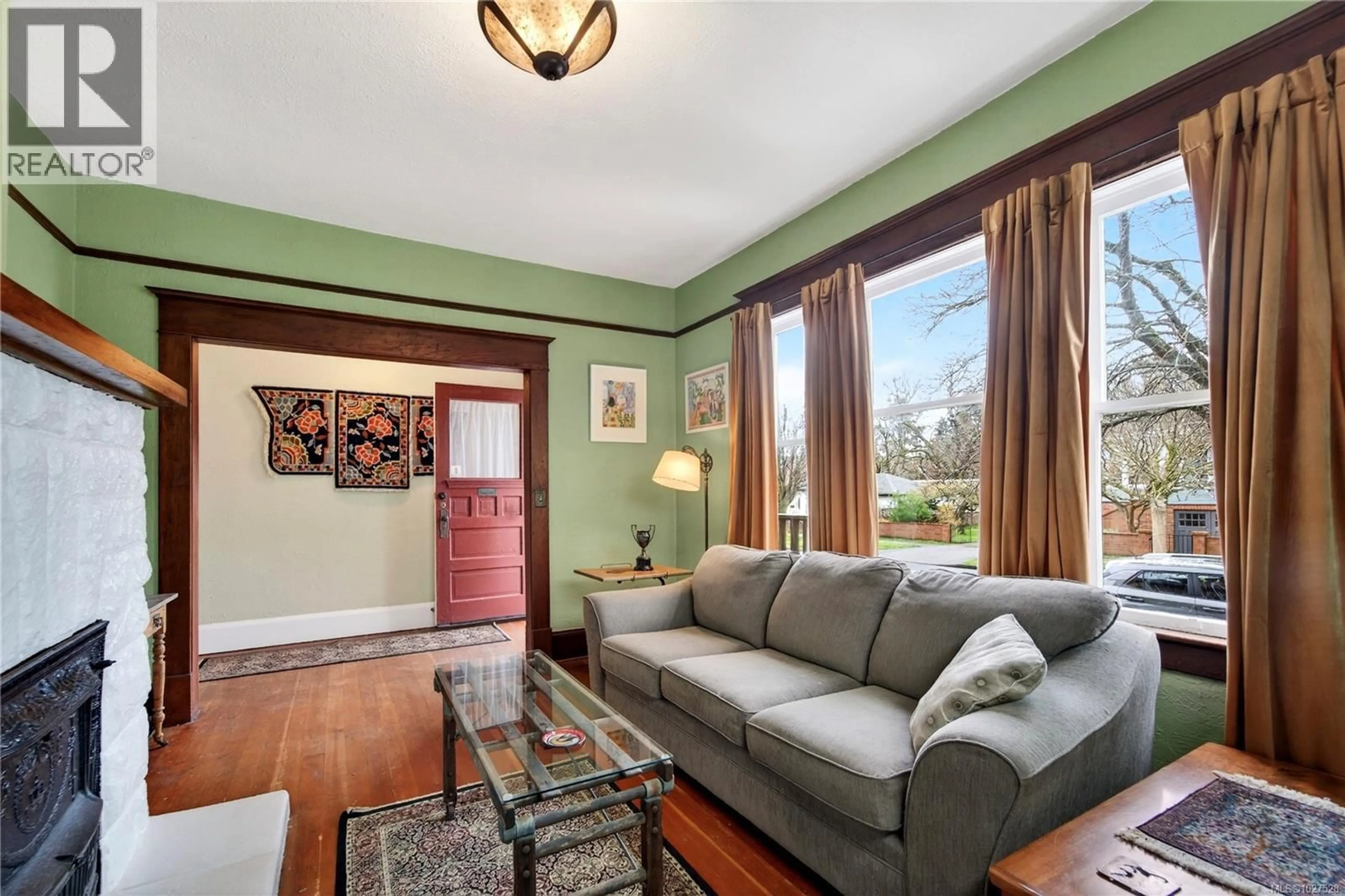 Unknown for 1150 EMPRESS AVENUE, Victoria British Columbia V8T1S4