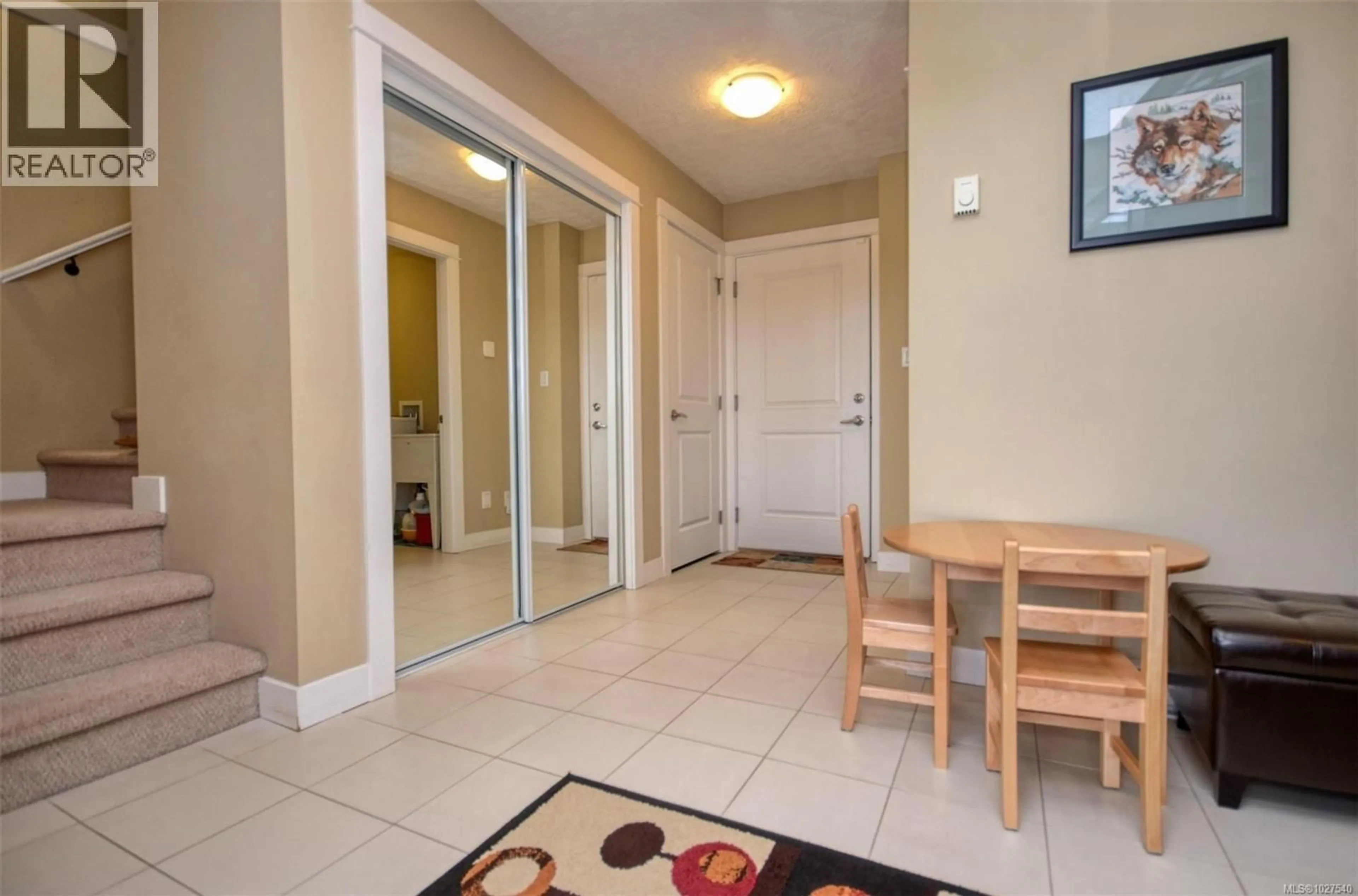 Indoor entryway for 992 DUNFORD AVENUE, Langford British Columbia V9B2S3