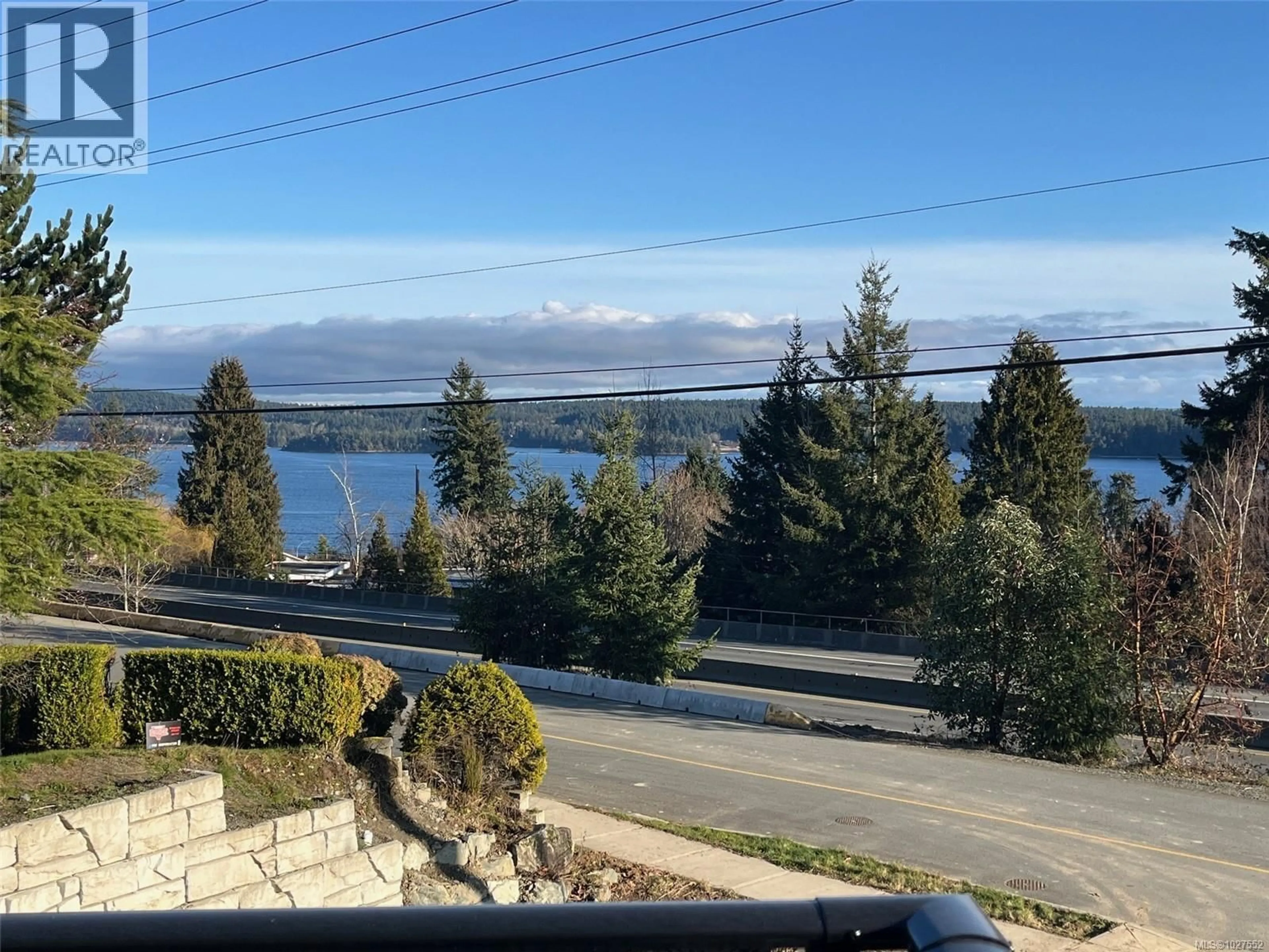A pic from outside/outdoor area/front of a property/back of a property/a pic from drone, water/lake/river/ocean view for 634 FARRELL ROAD, Ladysmith British Columbia V9G2C6