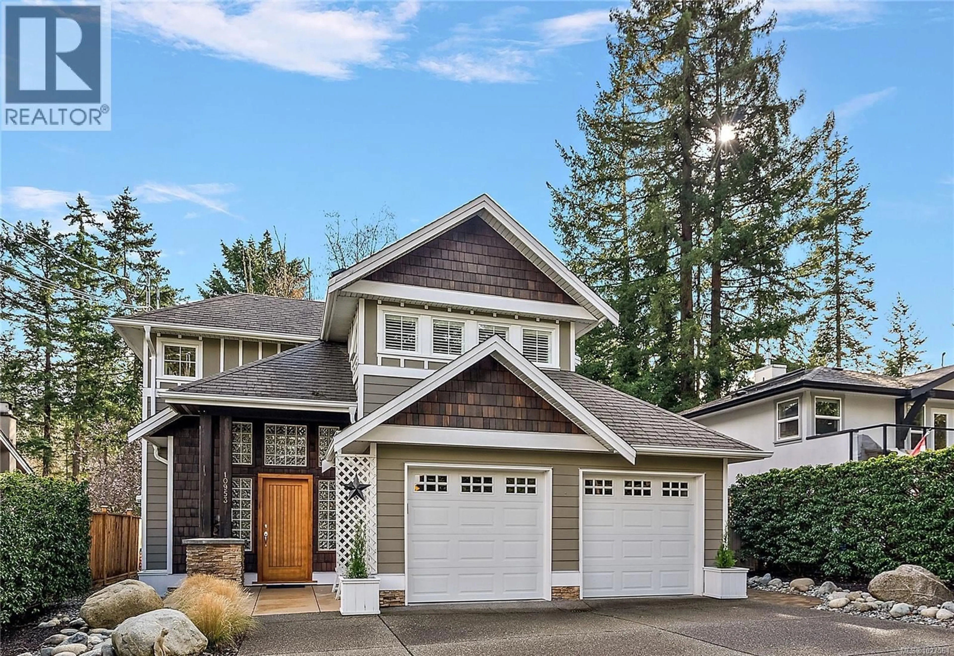 Home with vinyl exterior material, street for 10953 MADRONA DRIVE, North Saanich British Columbia V8L5P2