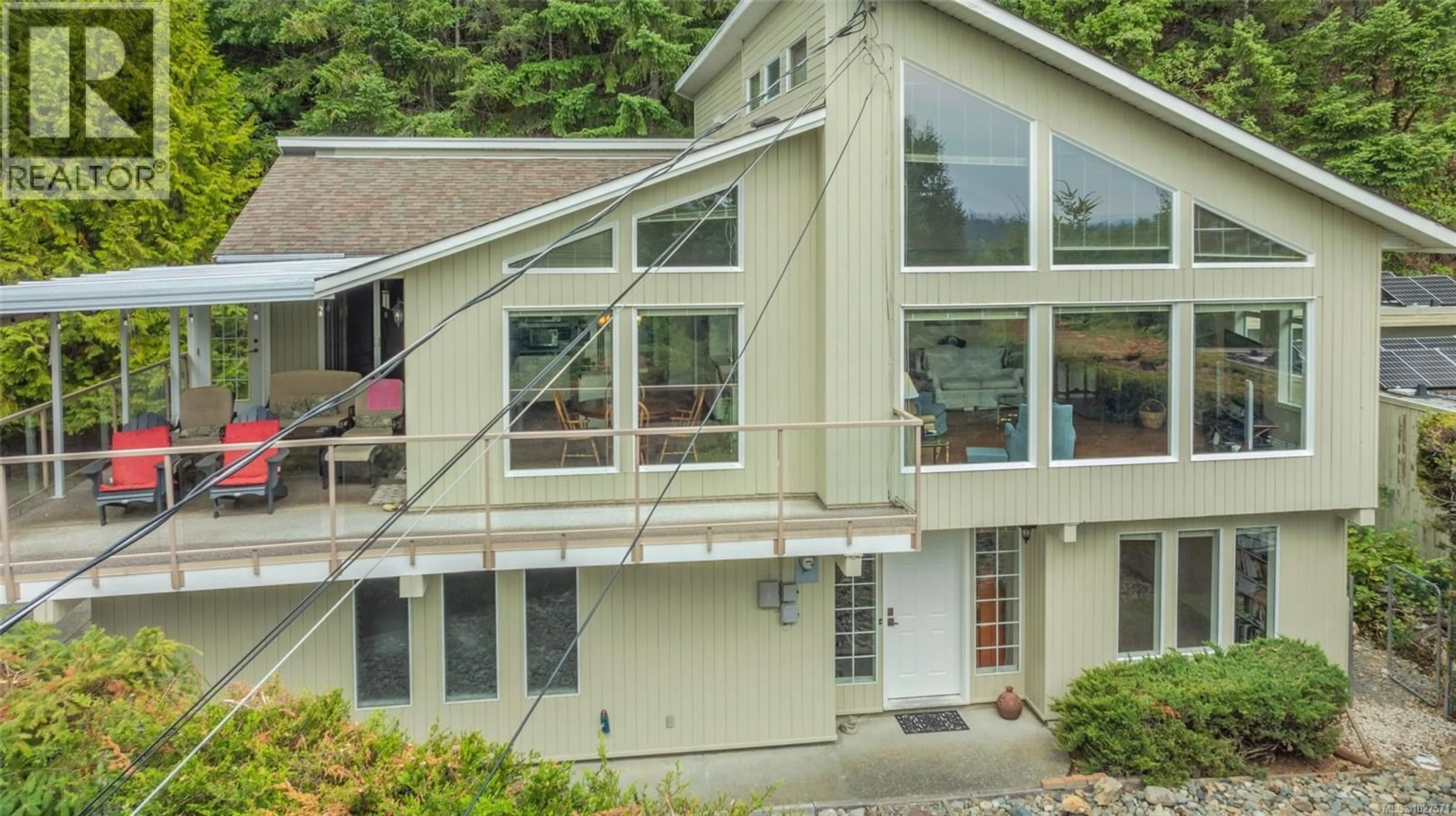 Home with vinyl exterior material, unknown for 3220 TELESCOPE TERRACE, Nanaimo British Columbia V9T4A9