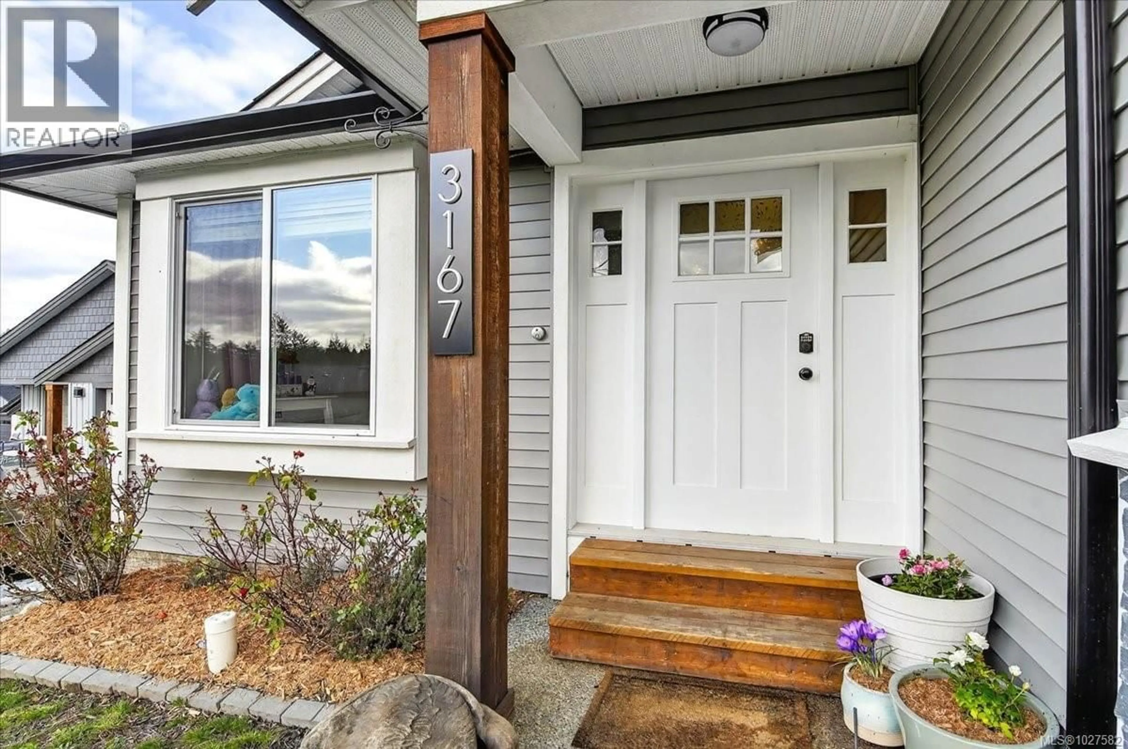 Indoor entryway for 3167 FERNWOOD LANE, Port Alberni British Columbia V9Y0C4