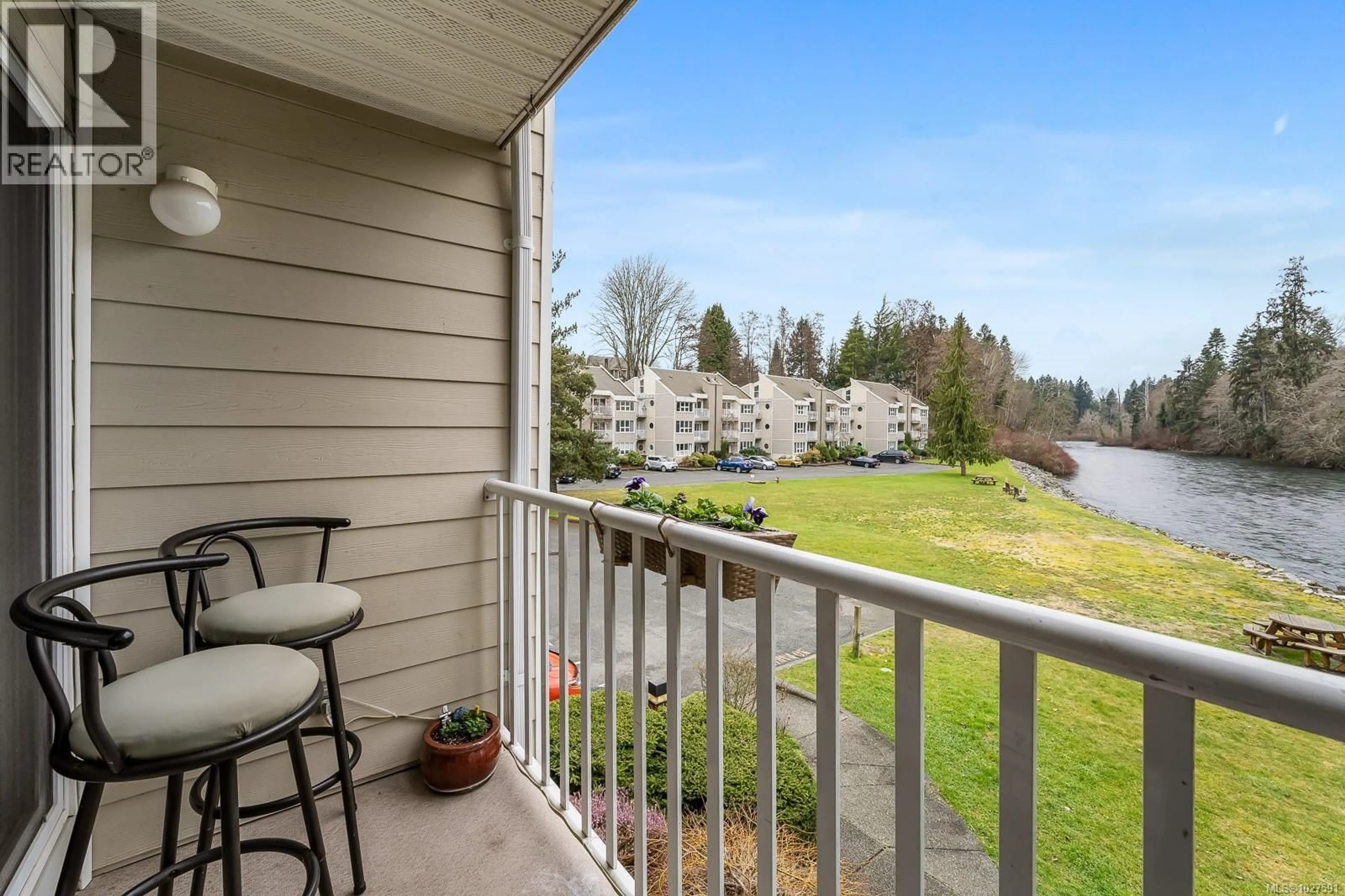 Patio, water/lake/river/ocean view for 217 - 205 1ST STREET, Courtenay British Columbia V9N1A5