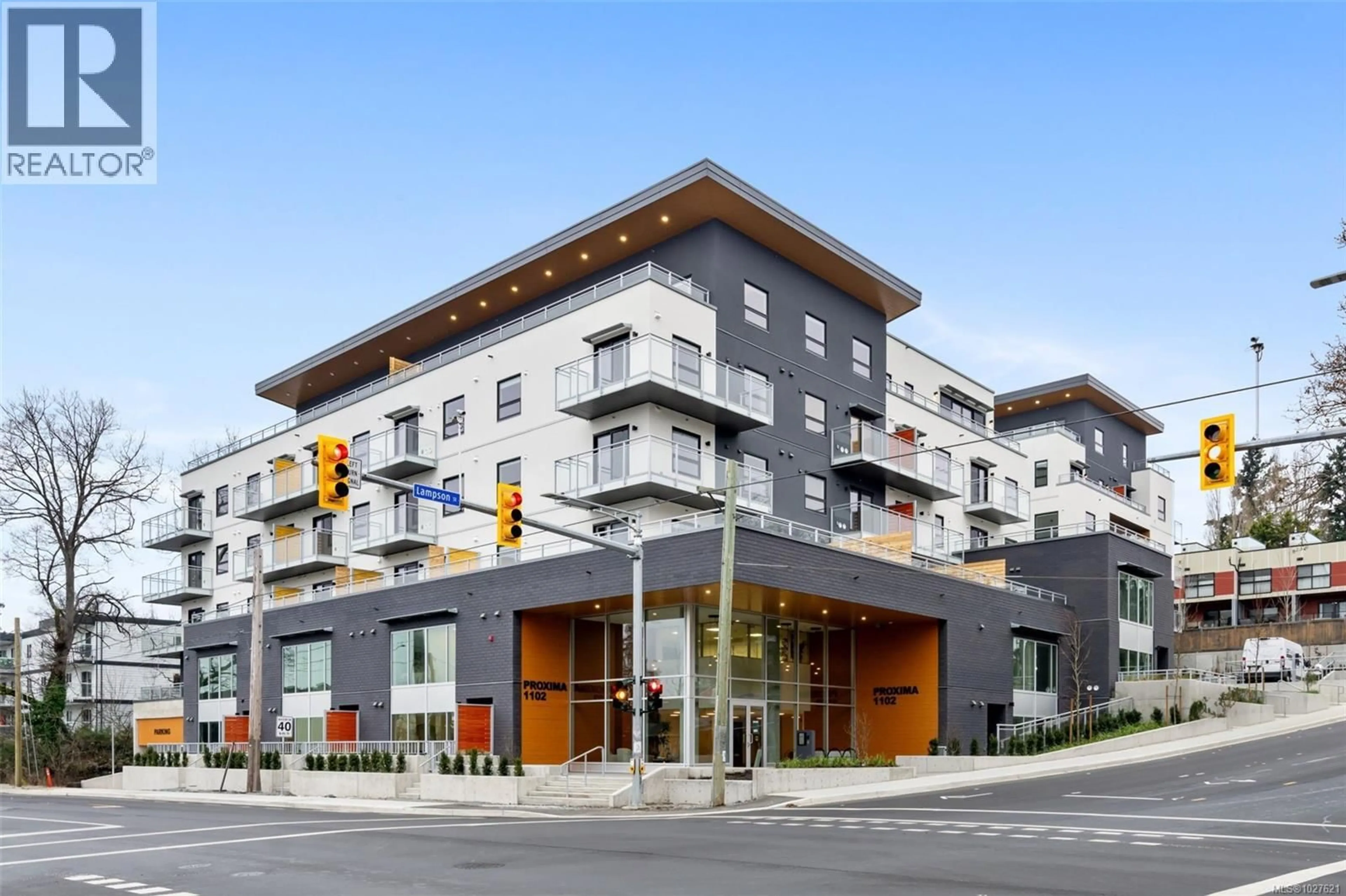 Patio, building for 208 - 610 LAMPSON ROAD, Esquimalt British Columbia V9A0L3