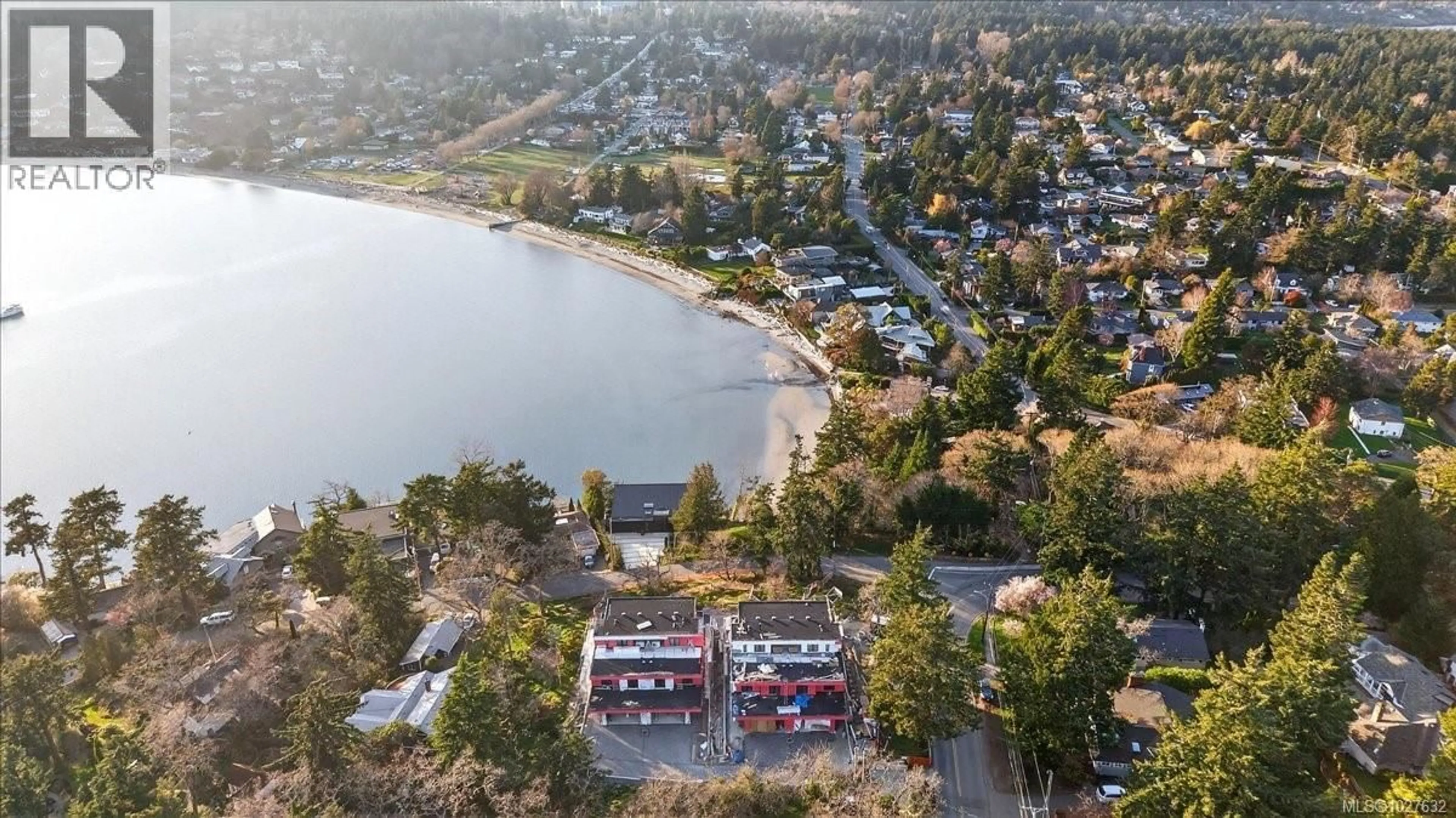 A pic from outside/outdoor area/front of a property/back of a property/a pic from drone, water/lake/river/ocean view for 2 - 2737 TUDOR AVENUE, Saanich British Columbia V8N1L6