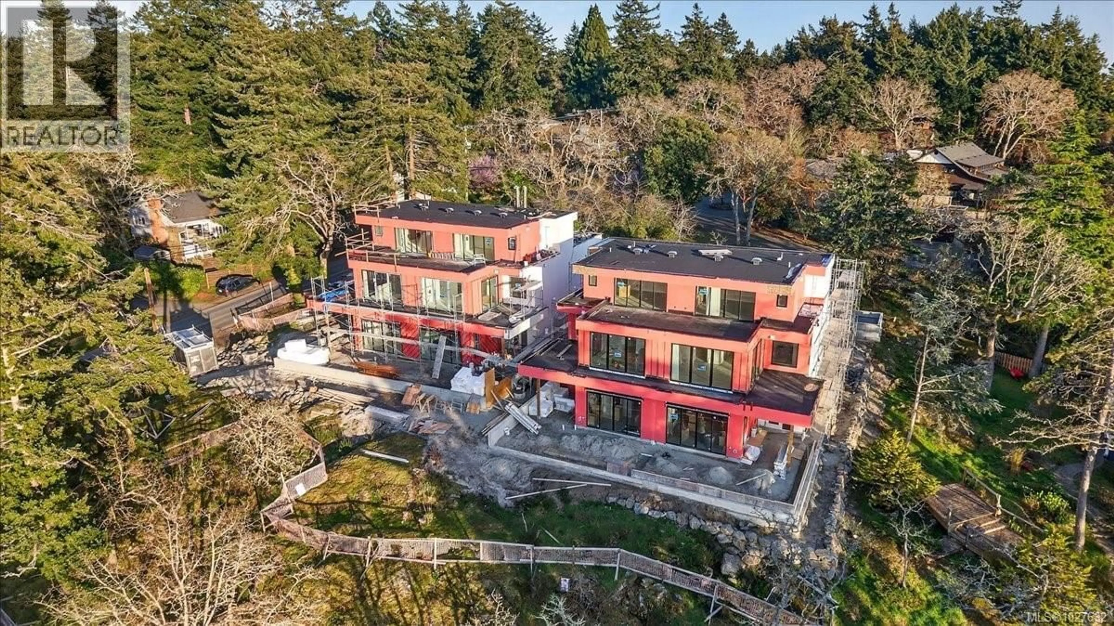 A pic from outside/outdoor area/front of a property/back of a property/a pic from drone, building for 2 - 2737 TUDOR AVENUE, Saanich British Columbia V8N1L6