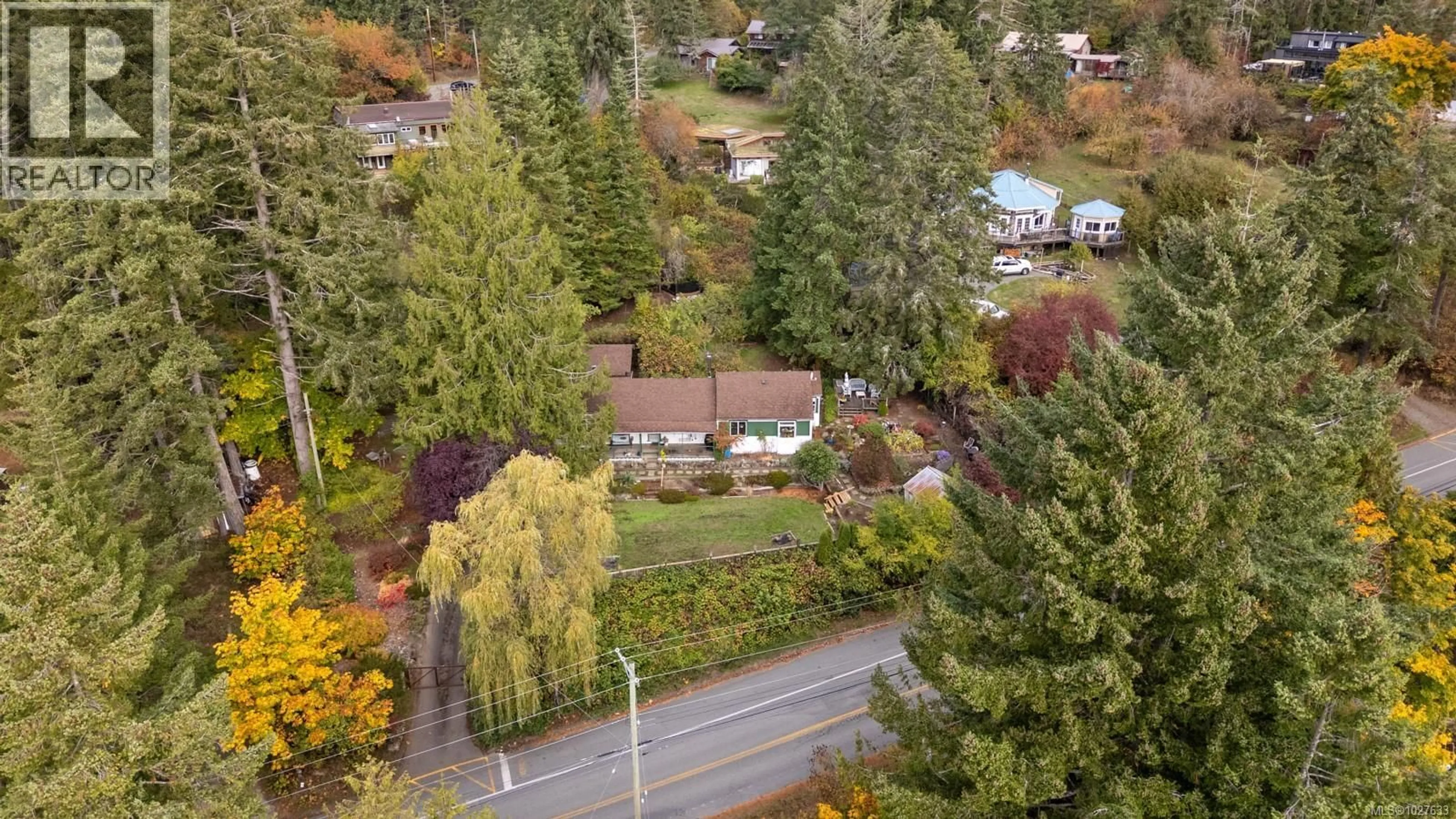 A pic from outside/outdoor area/front of a property/back of a property/a pic from drone, unknown for 3296 DENMAN ROAD, Denman Island British Columbia V0R1T0