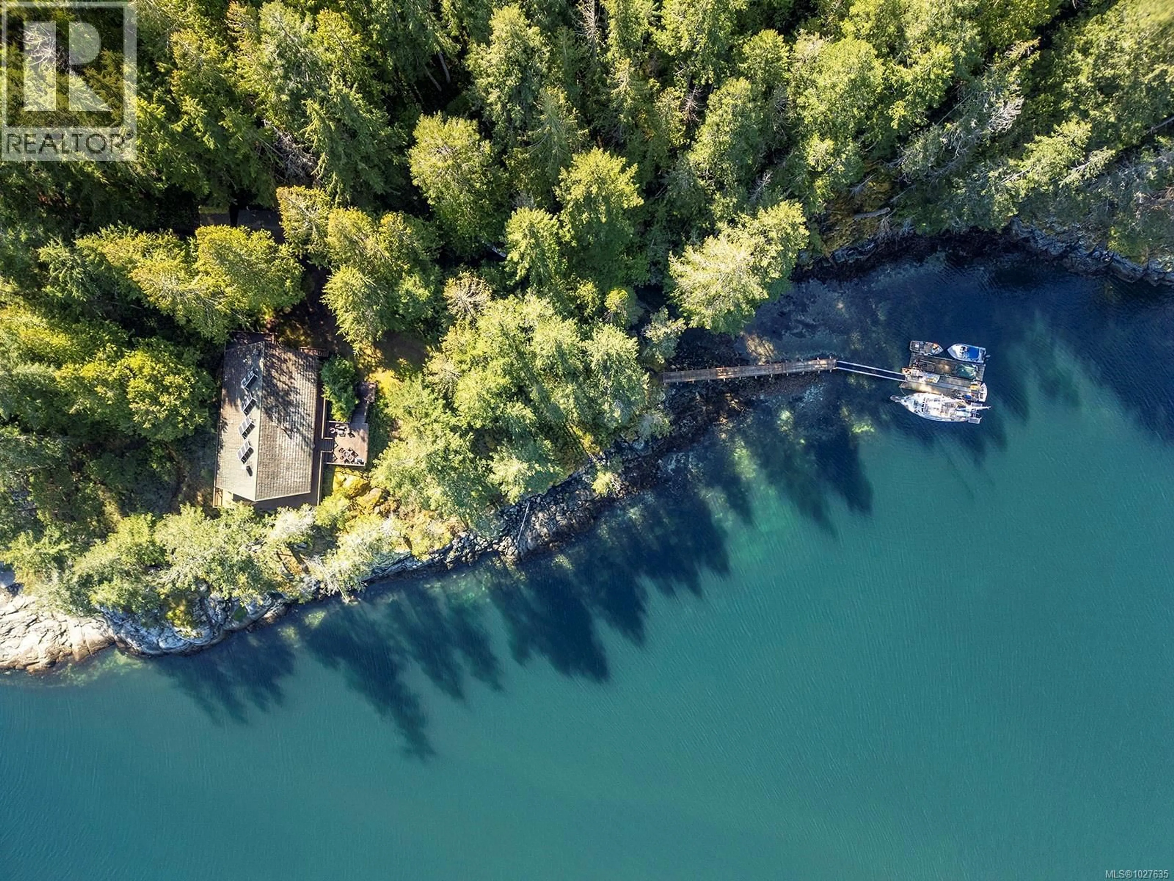 A pic from outside/outdoor area/front of a property/back of a property/a pic from drone, water/lake/river/ocean view for 651 GORGE HARBOUR, Cortes Island British Columbia V0P1Z0