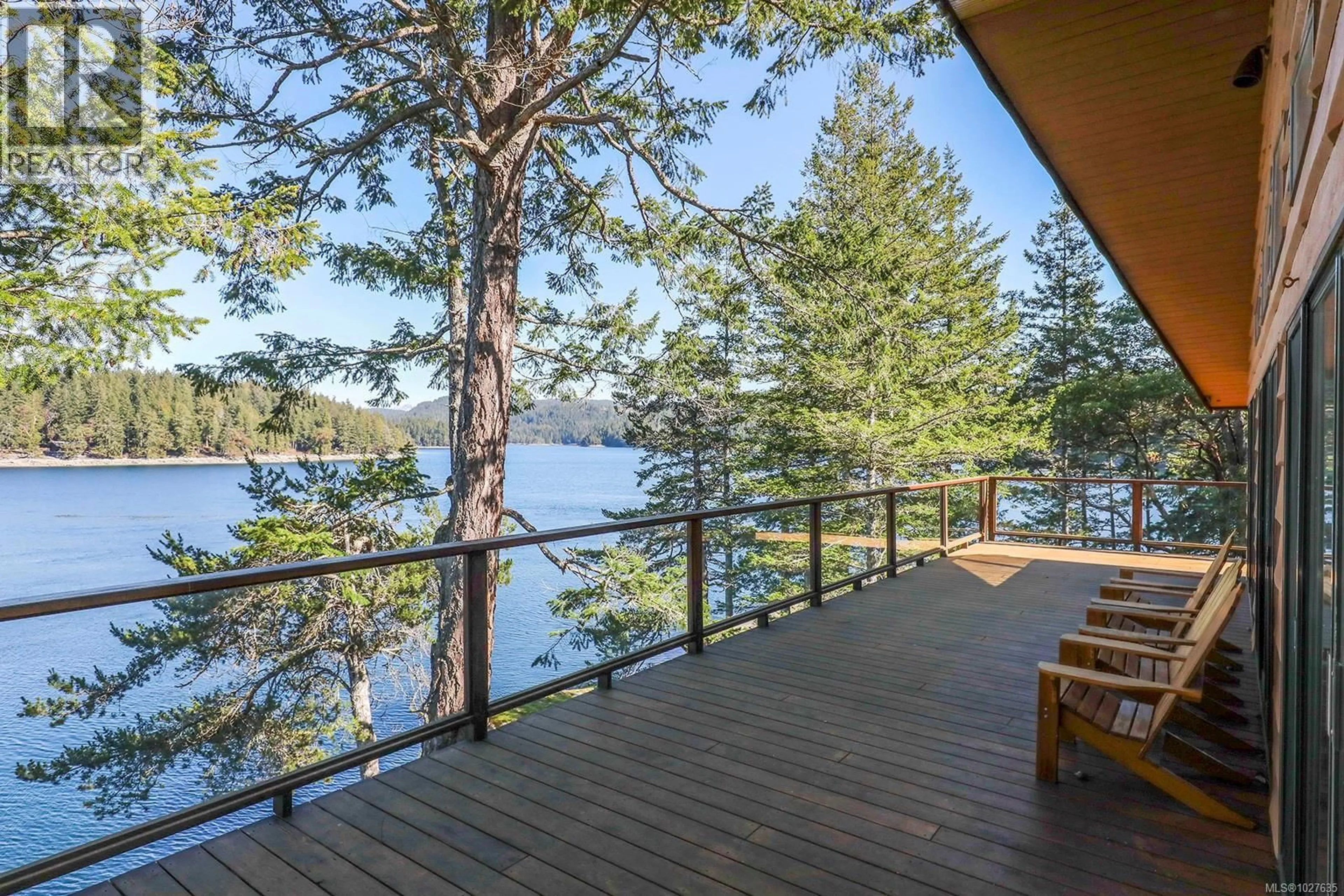 Patio, water/lake/river/ocean view for 651 GORGE HARBOUR, Cortes Island British Columbia V0P1Z0