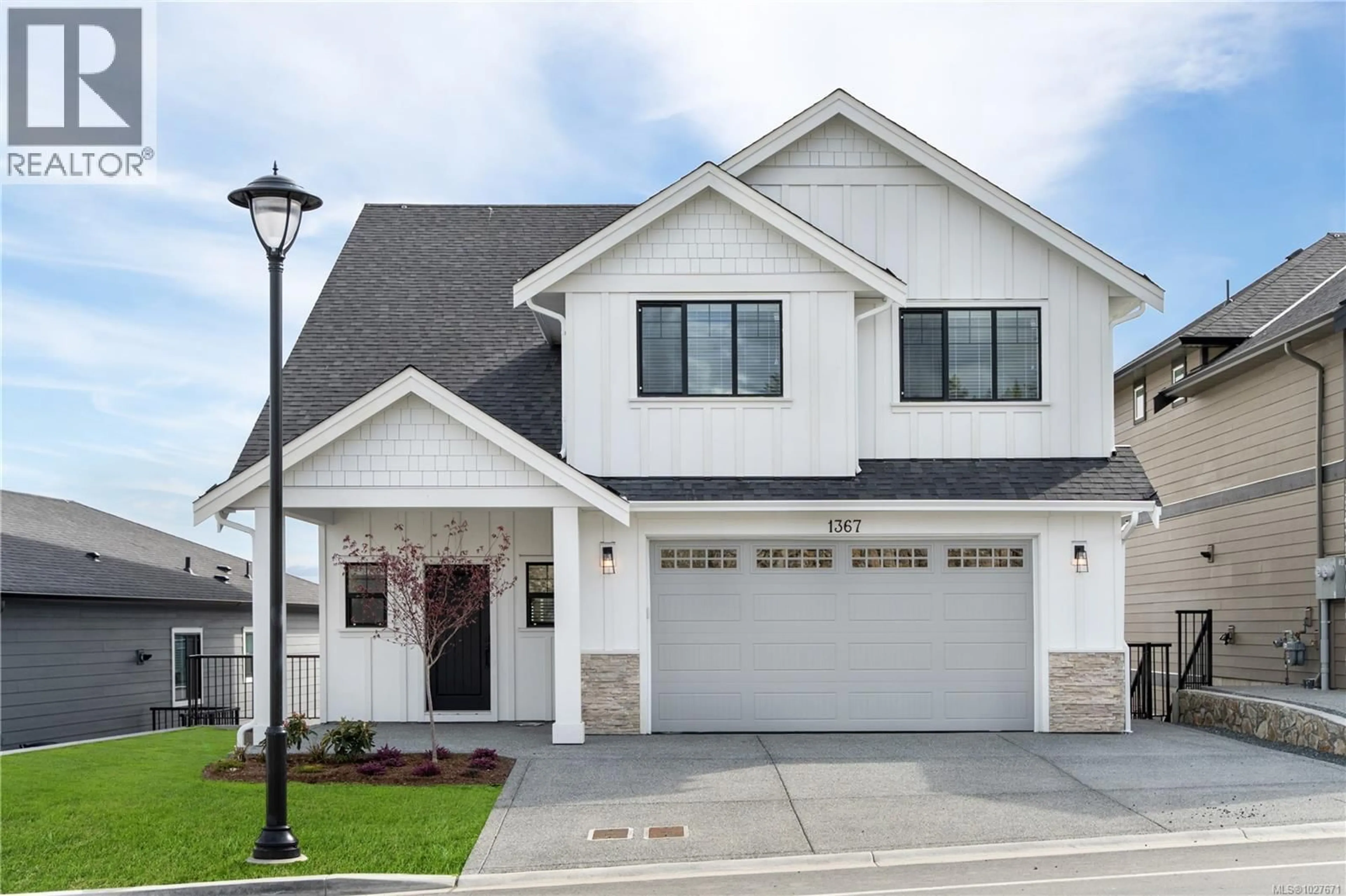 Home with brick exterior material, street for 1367 FLINT AVENUE, Langford British Columbia V9B5N1