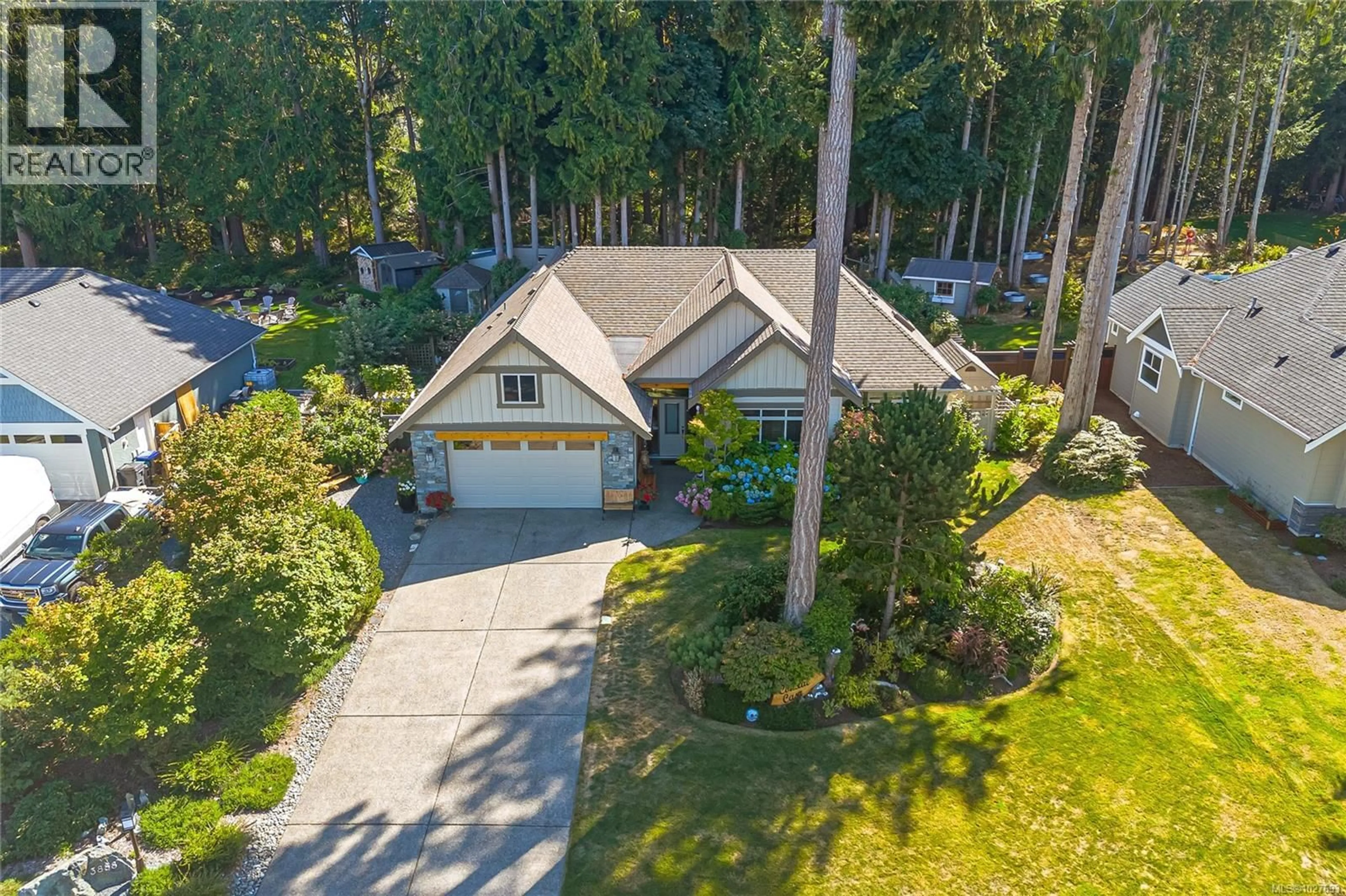A pic from outside/outdoor area/front of a property/back of a property/a pic from drone, street for 3888 CREEKSIDE DRIVE, Bowser British Columbia V0R1G0