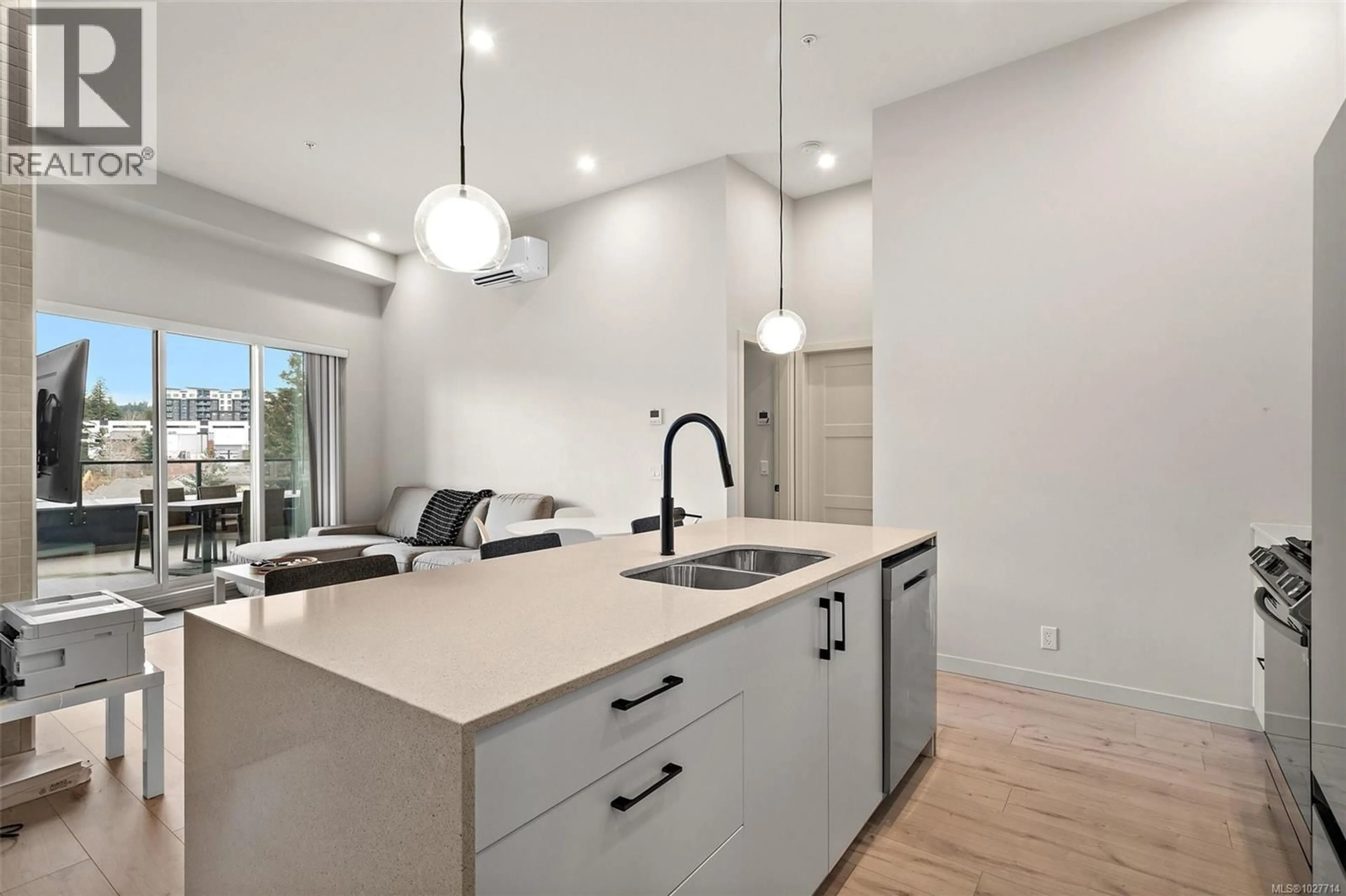 Open concept kitchen, unknown for 606 - 947 WHIRLAWAY CRESCENT, Langford British Columbia V9B6W6