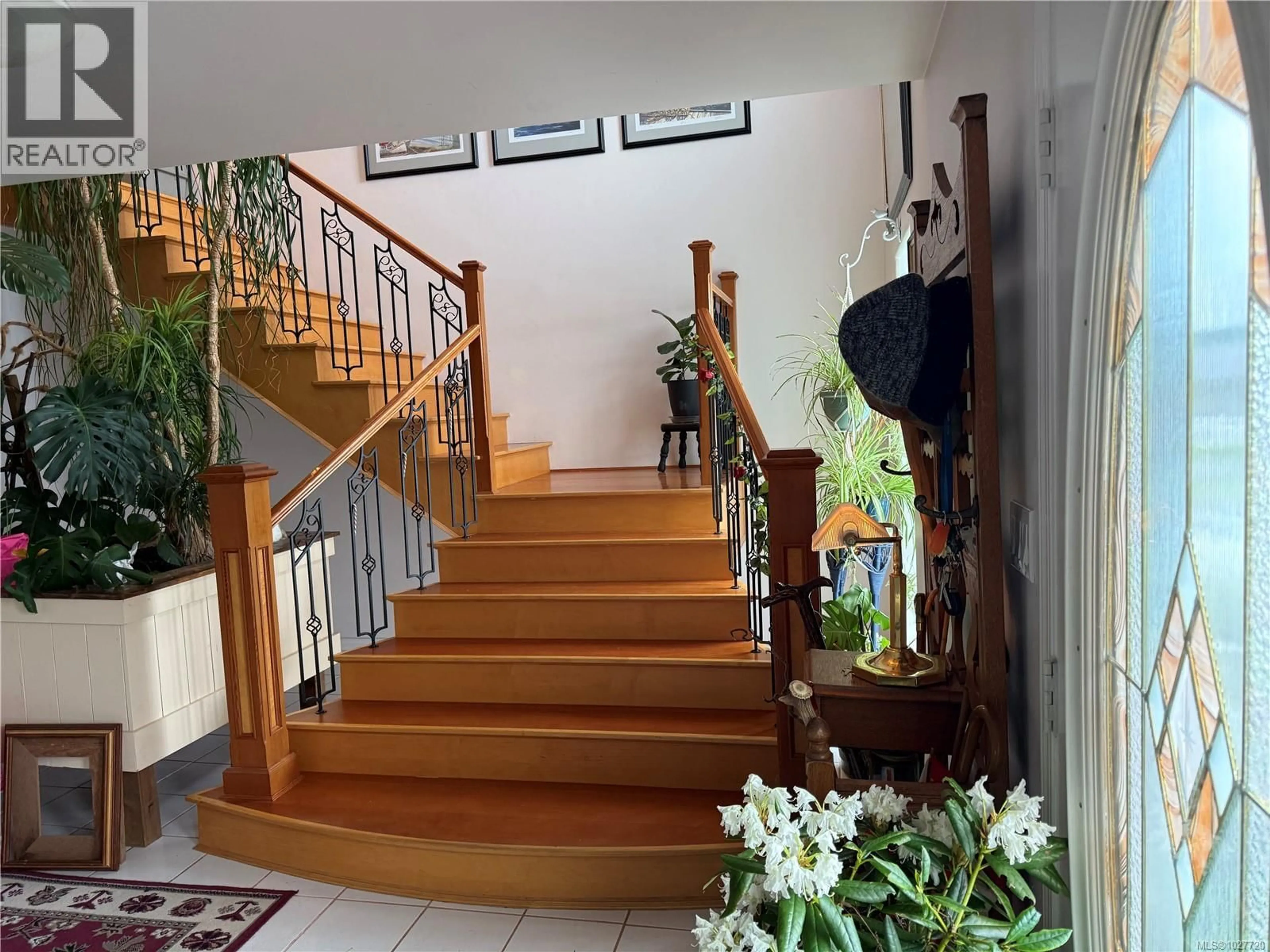 Indoor foyer for 7640 EAGLE CRESCENT WEST, Port Hardy British Columbia V0N2P0