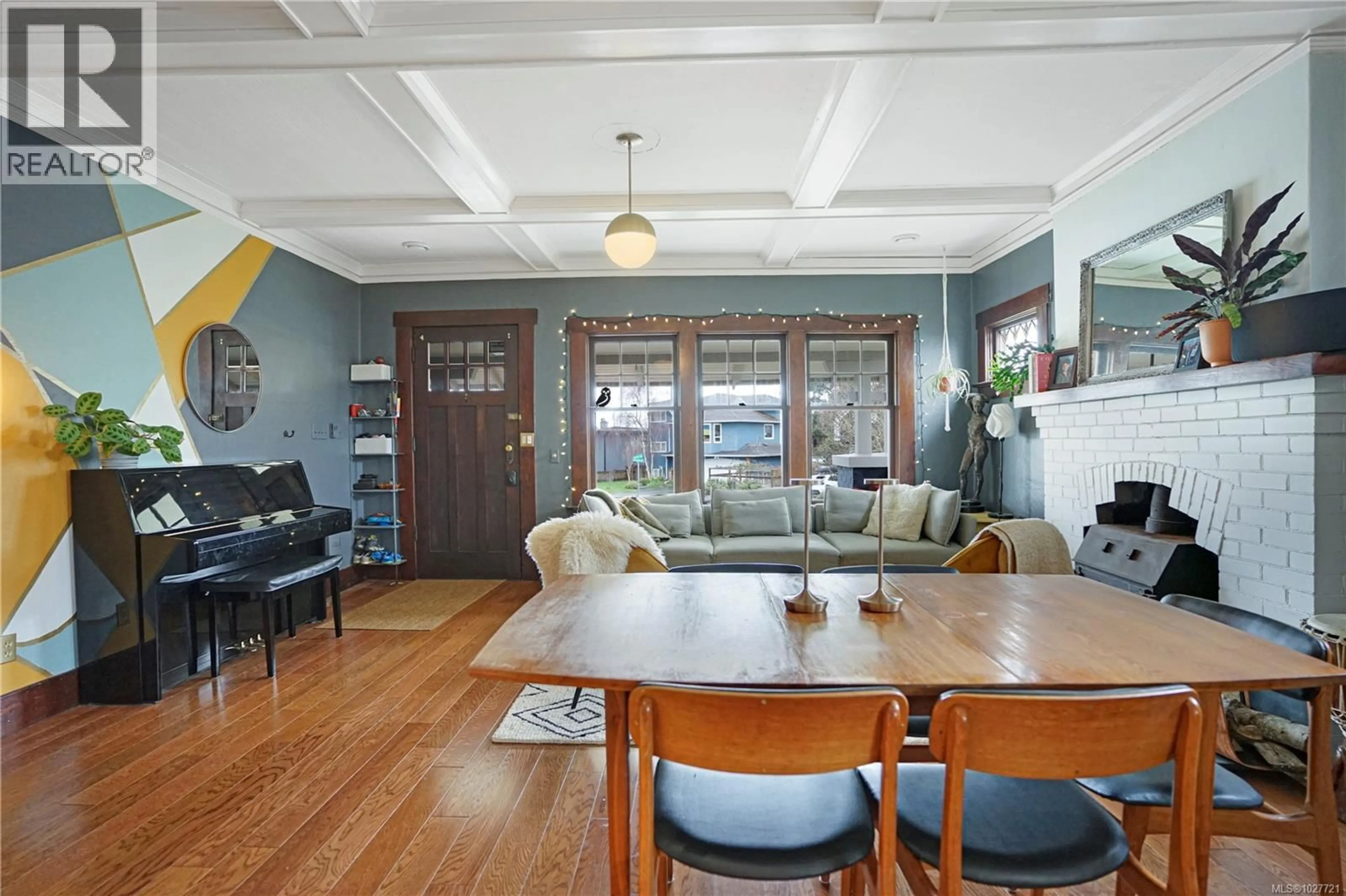 Dining room, unknown for 2064 QUIMPER STREET, Oak Bay British Columbia V8S2H6