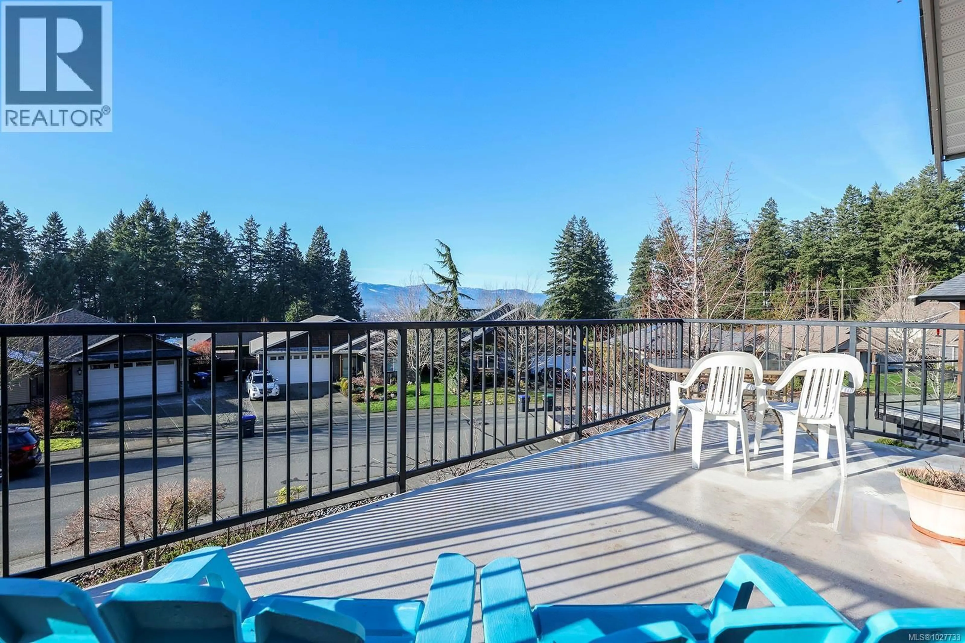 Patio, water/lake/river/ocean view for 2471 AVRO ARROW DRIVE, Comox British Columbia V9M0A6