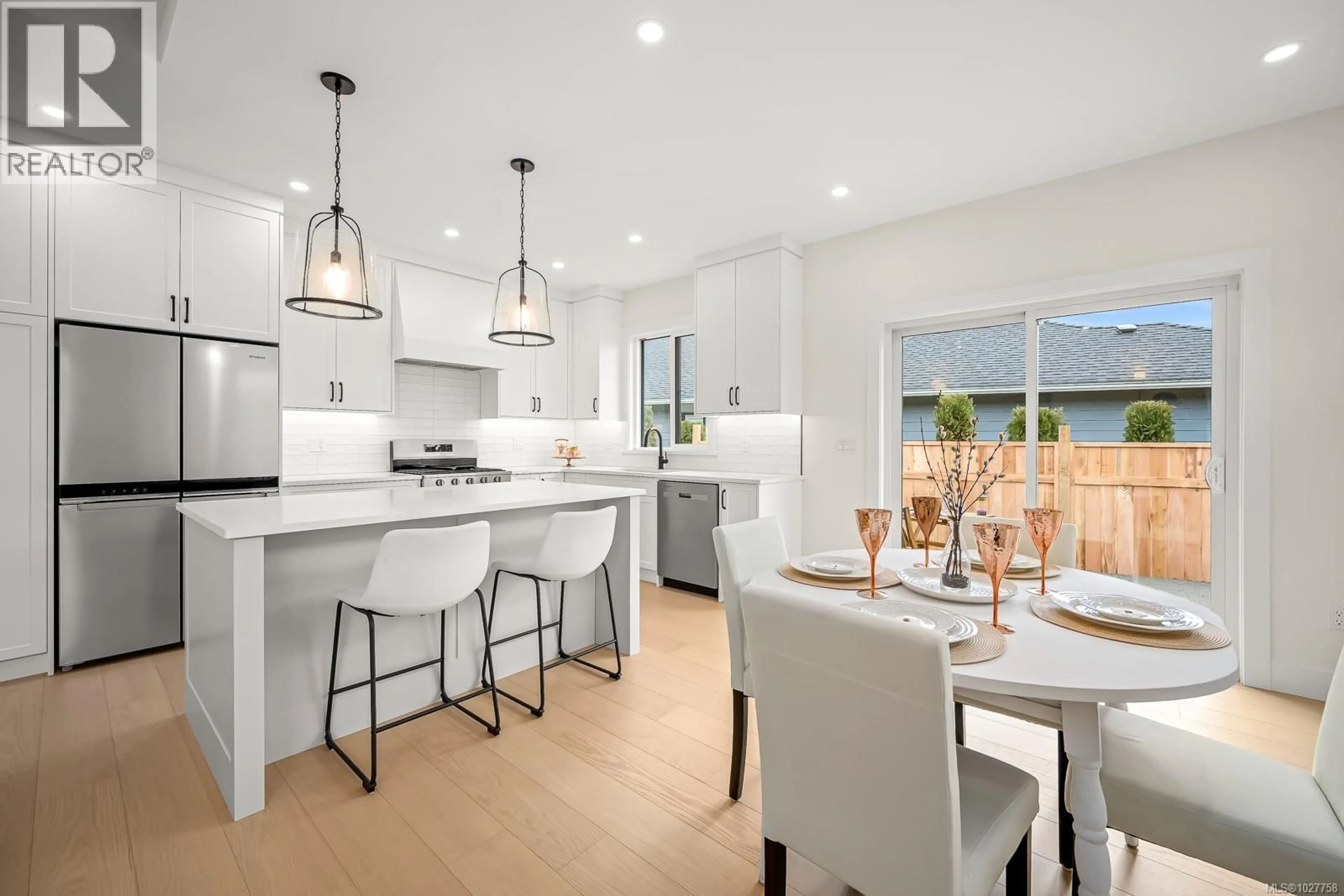 Open concept kitchen, ceramic/tile floor for SL6 - 865 GRUMMAN PLACE, Comox British Columbia V9M4H9