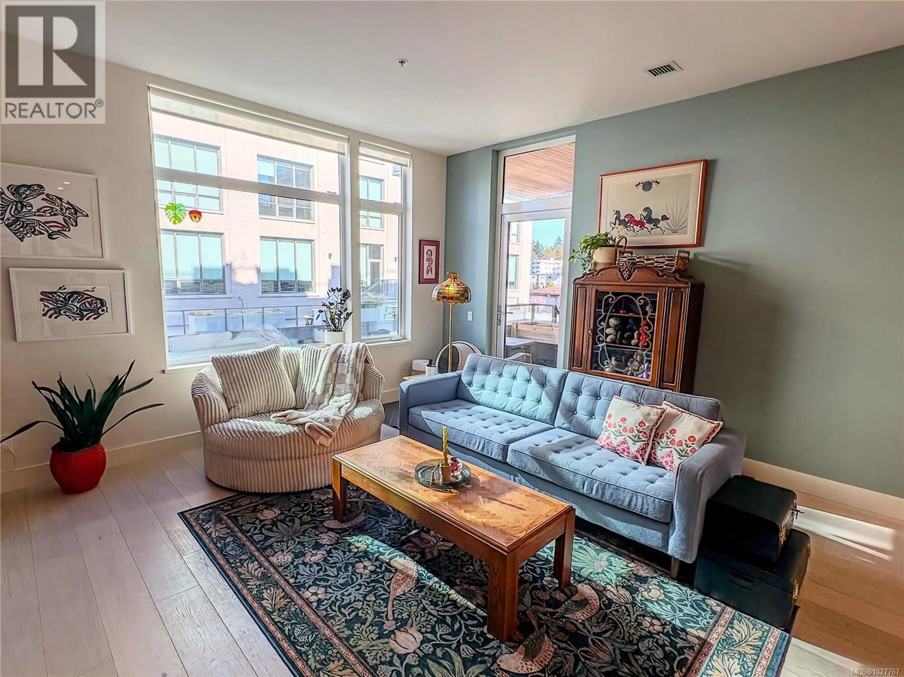 Living room with furniture, unknown for 301 - 501 PARK PLACE, Esquimalt British Columbia V9A0H3