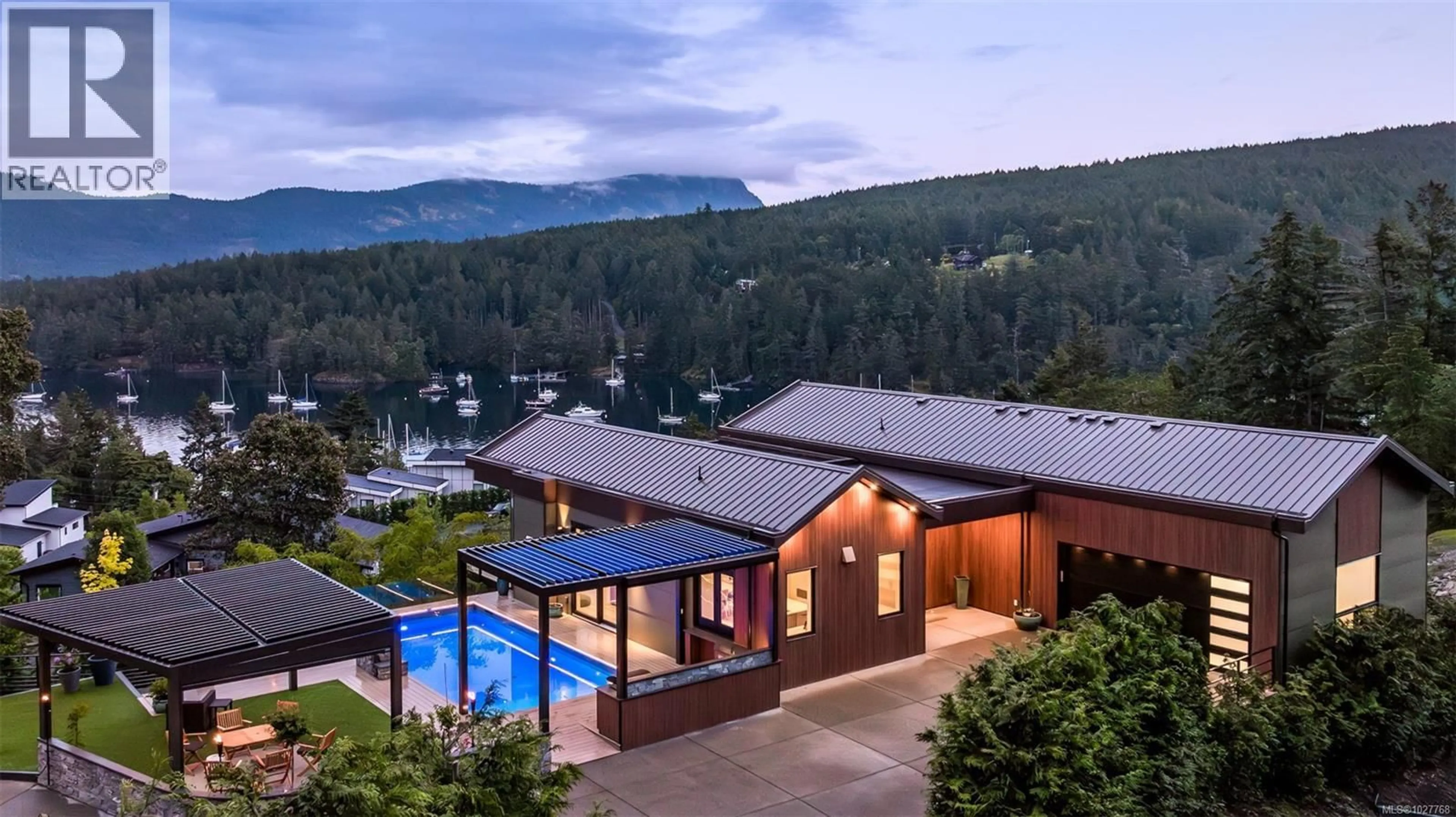 A pic from outside/outdoor area/front of a property/back of a property/a pic from drone, water/lake/river/ocean view for 23 & 24 - 1060 SHORE PINE CLOSE, Duncan British Columbia V9L0C4