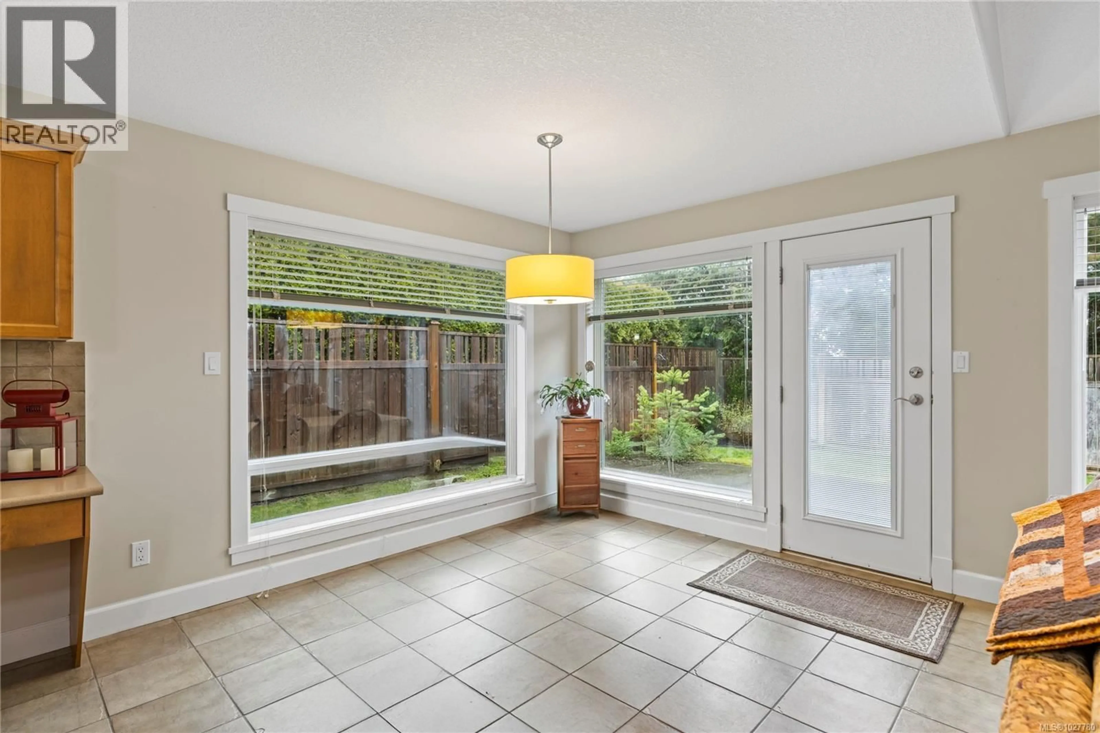 Unknown for 588 VIKING WAY, French Creek British Columbia V9P2Z5