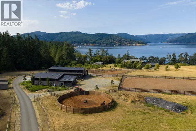 7756 WEST SAANICH ROAD, Central Saanich 5
