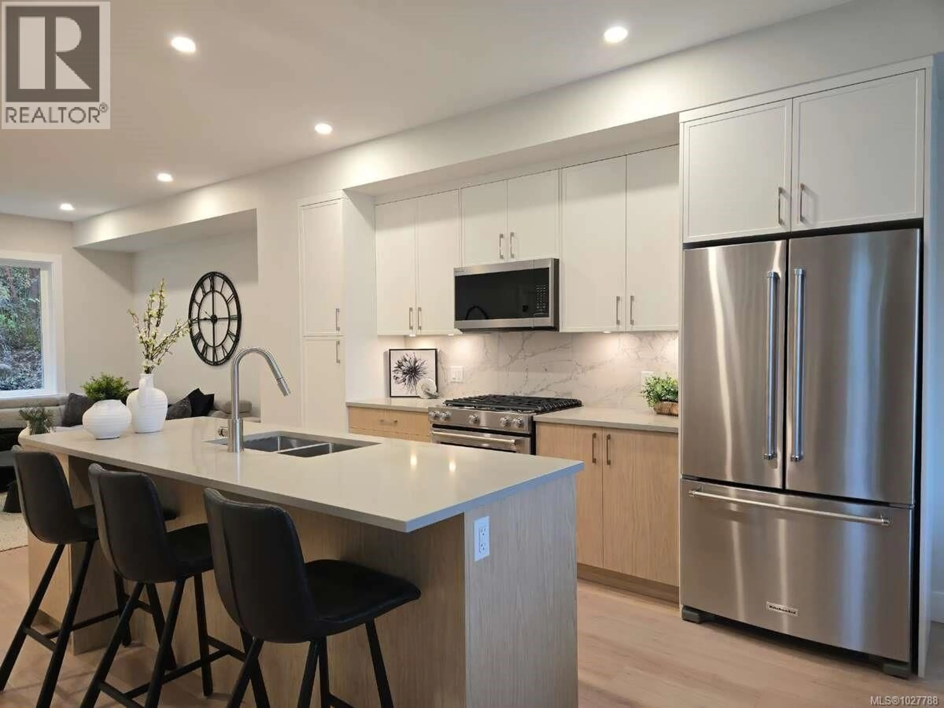 Open concept kitchen, unknown for 487 DELORA DRIVE, Colwood British Columbia V9C3B1