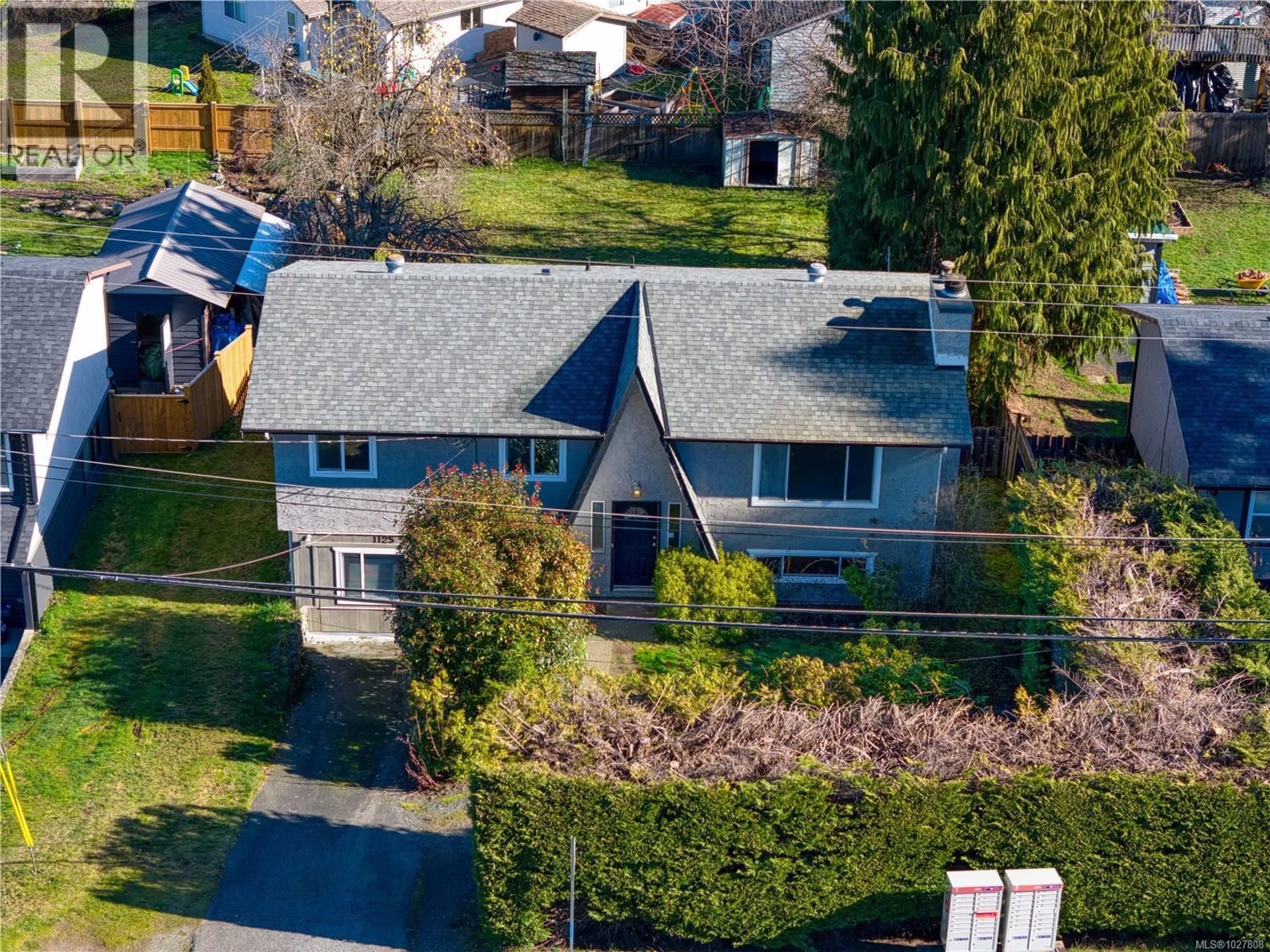 A pic from outside/outdoor area/front of a property/back of a property/a pic from drone, street for 1125 STILLIN DRIVE, Ladysmith British Columbia V9G1P2
