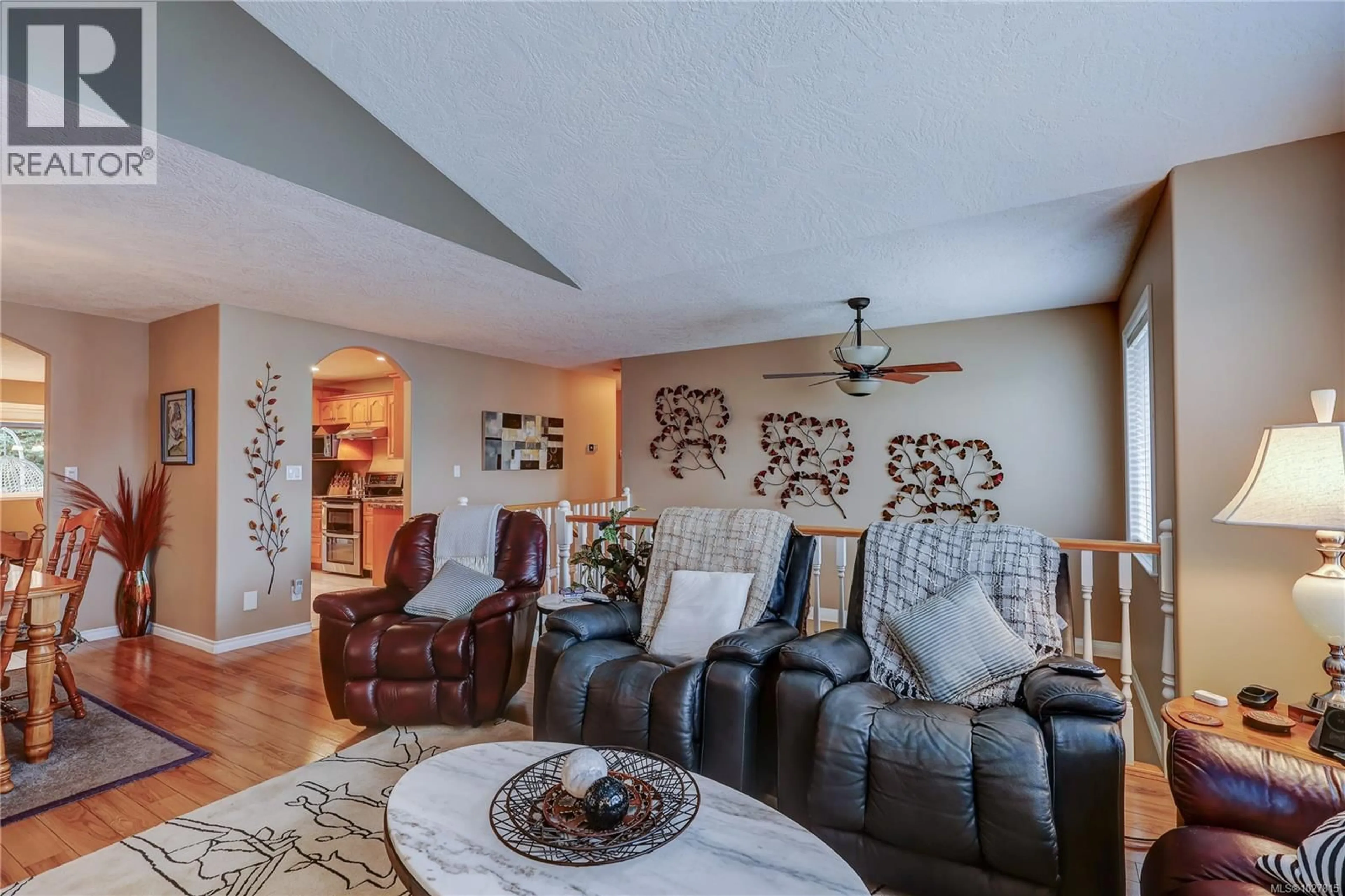 Living room with furniture, unknown for 6169 BRICKYARD ROAD, Nanaimo British Columbia V9V1K3