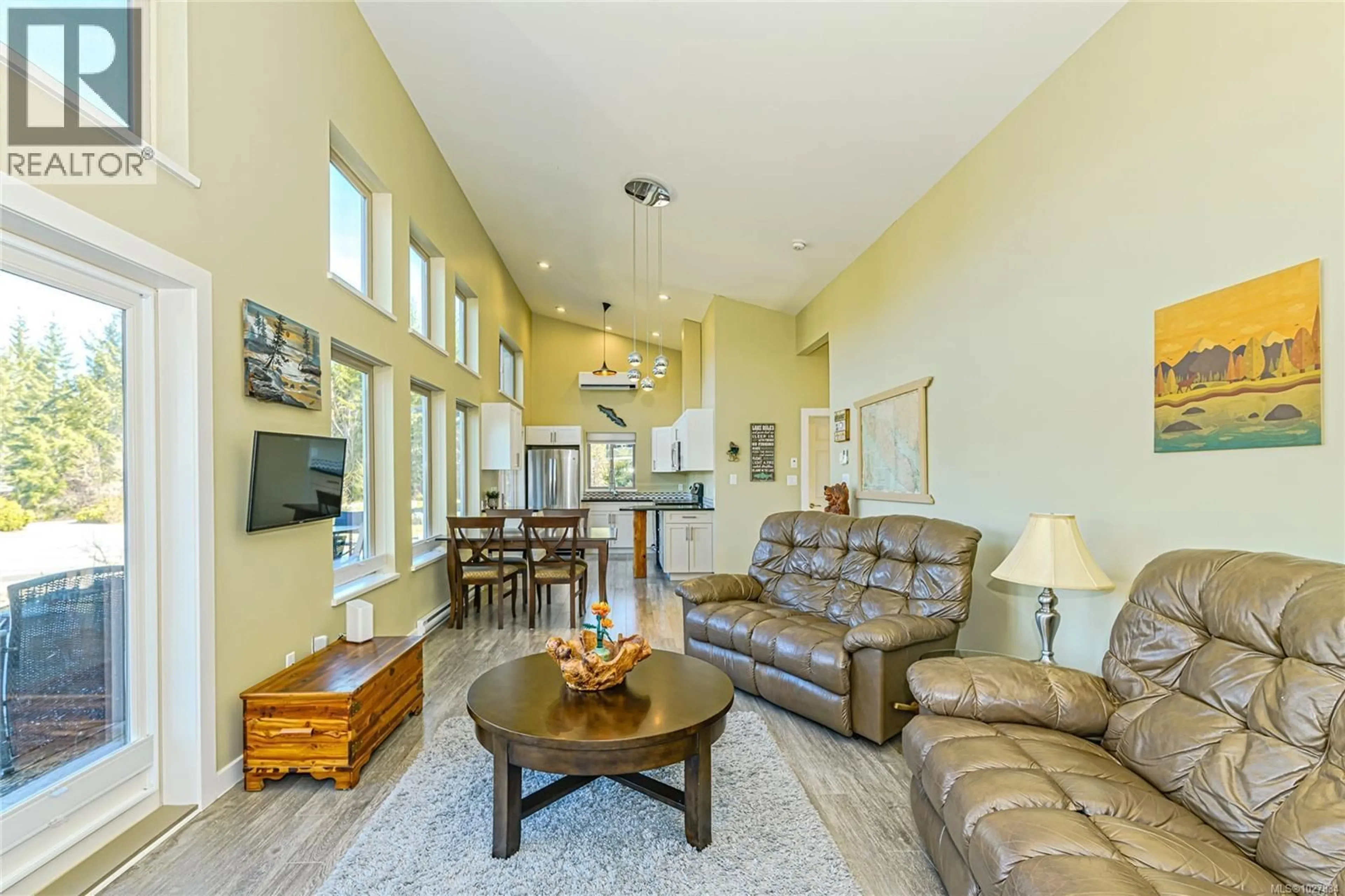 Living room with furniture, unknown for 9854 STIN-QUA ROAD, Honeymoon Bay British Columbia V0R1Y0
