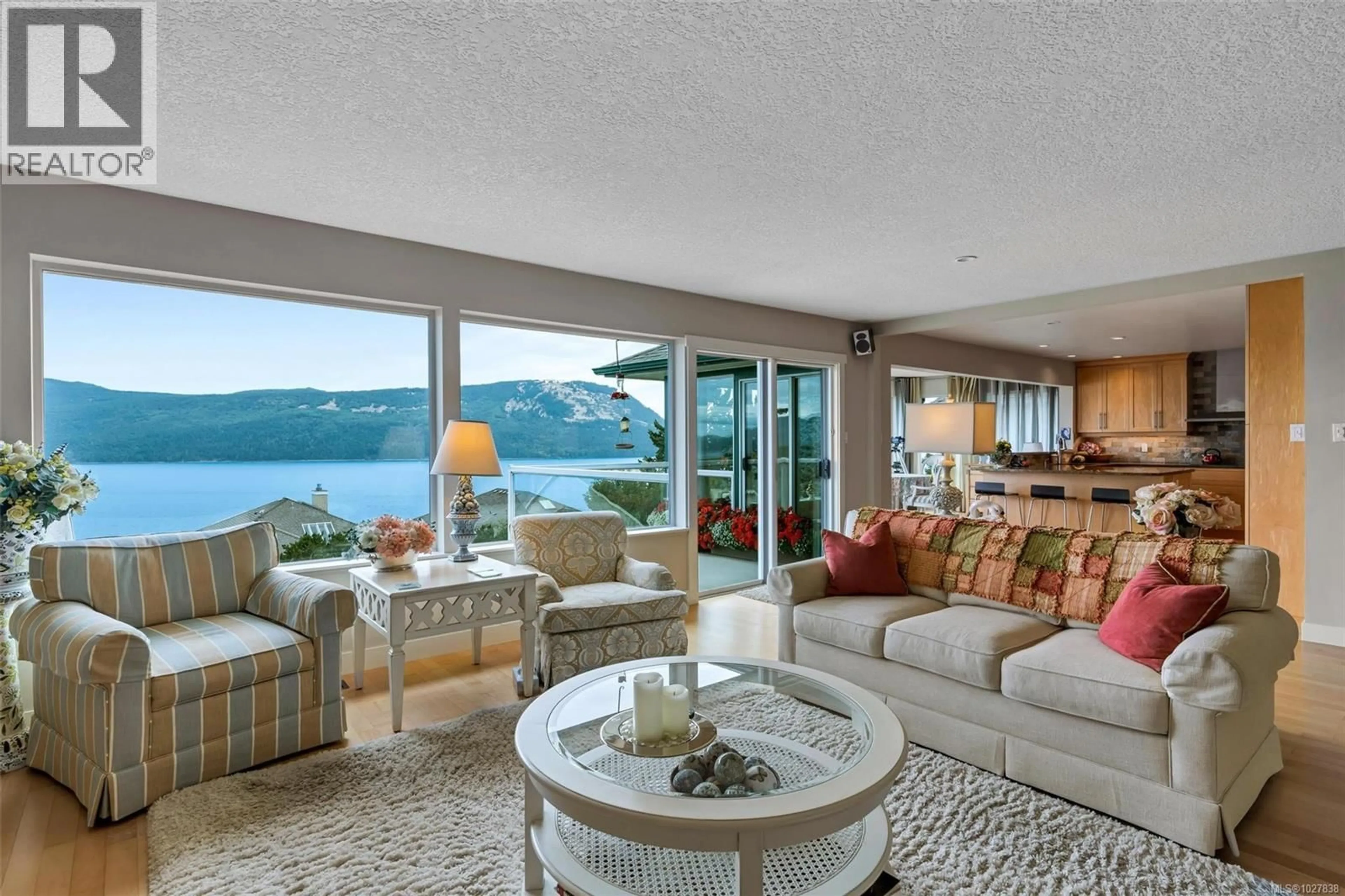 Living room with furniture, unknown for 541 CEDAR CRESCENT, Cobble Hill British Columbia V0R1L1