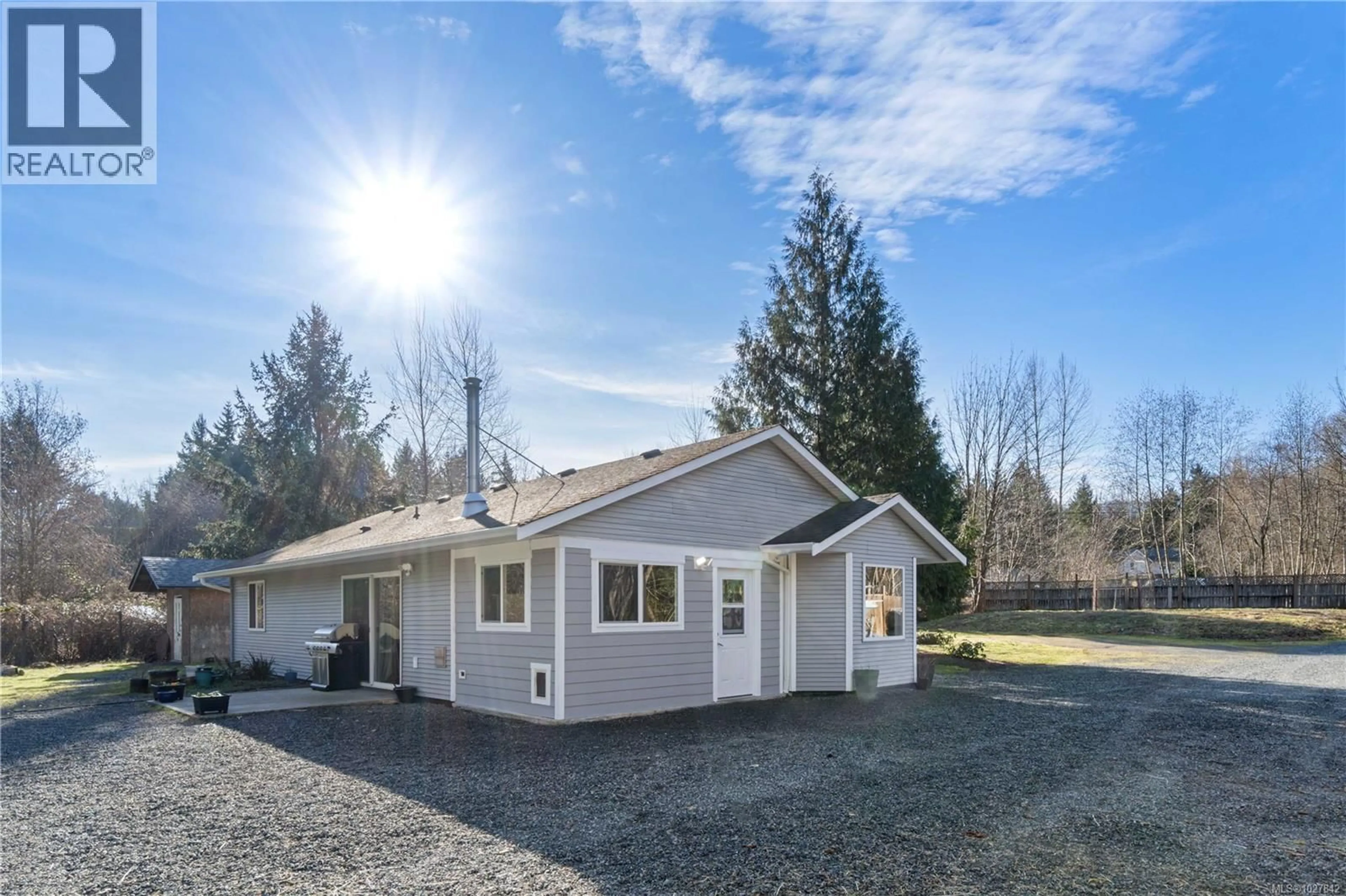 Home with vinyl exterior material, street for 1726 SETTLER ROAD, Qualicum Beach British Columbia V9K2R6