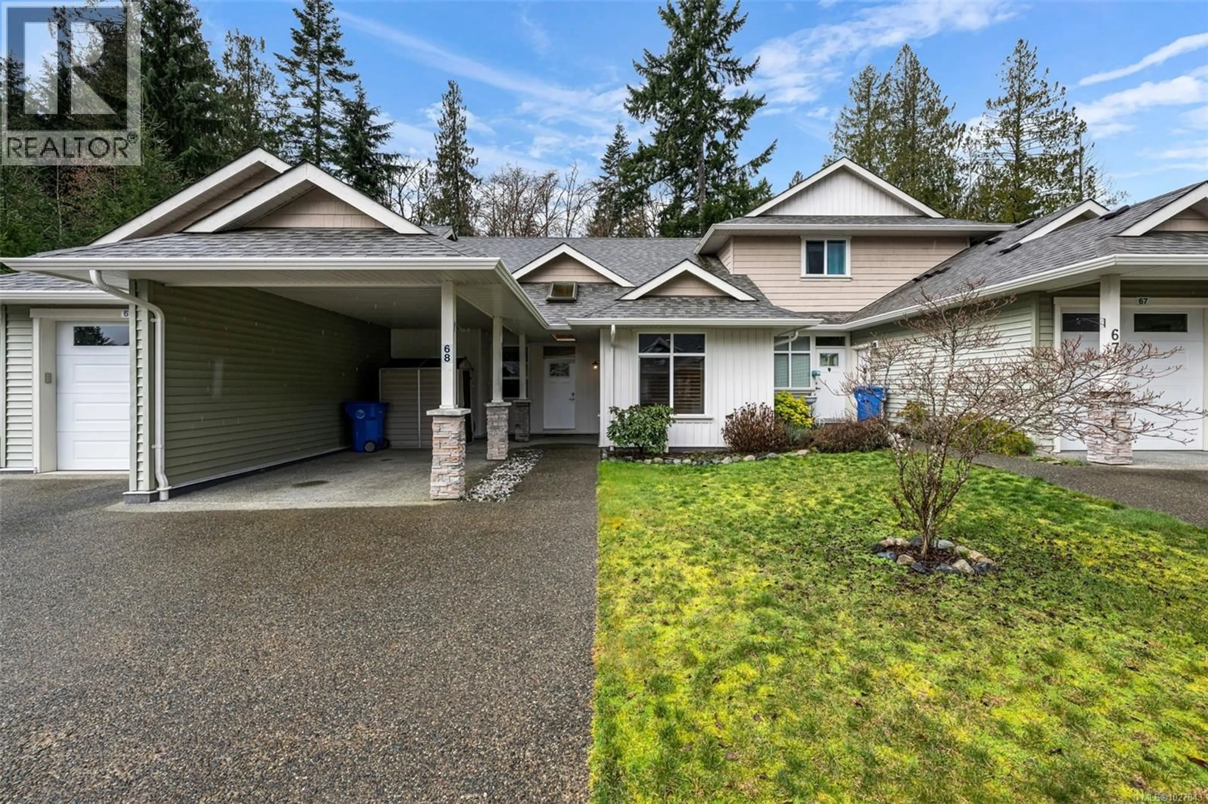 Home with vinyl exterior material, street for 68 - 300 GROSSKLEG WAY, Lake Cowichan British Columbia V0R2G1