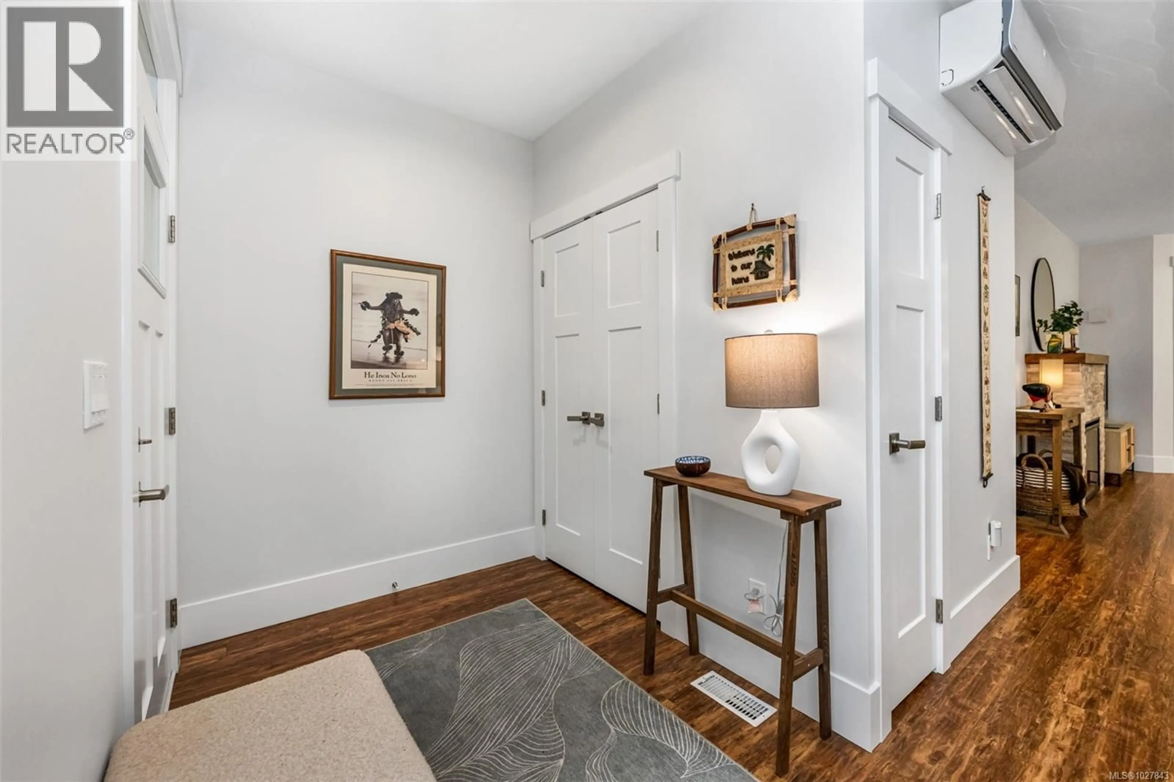 Indoor entryway for 68 - 300 GROSSKLEG WAY, Lake Cowichan British Columbia V0R2G1