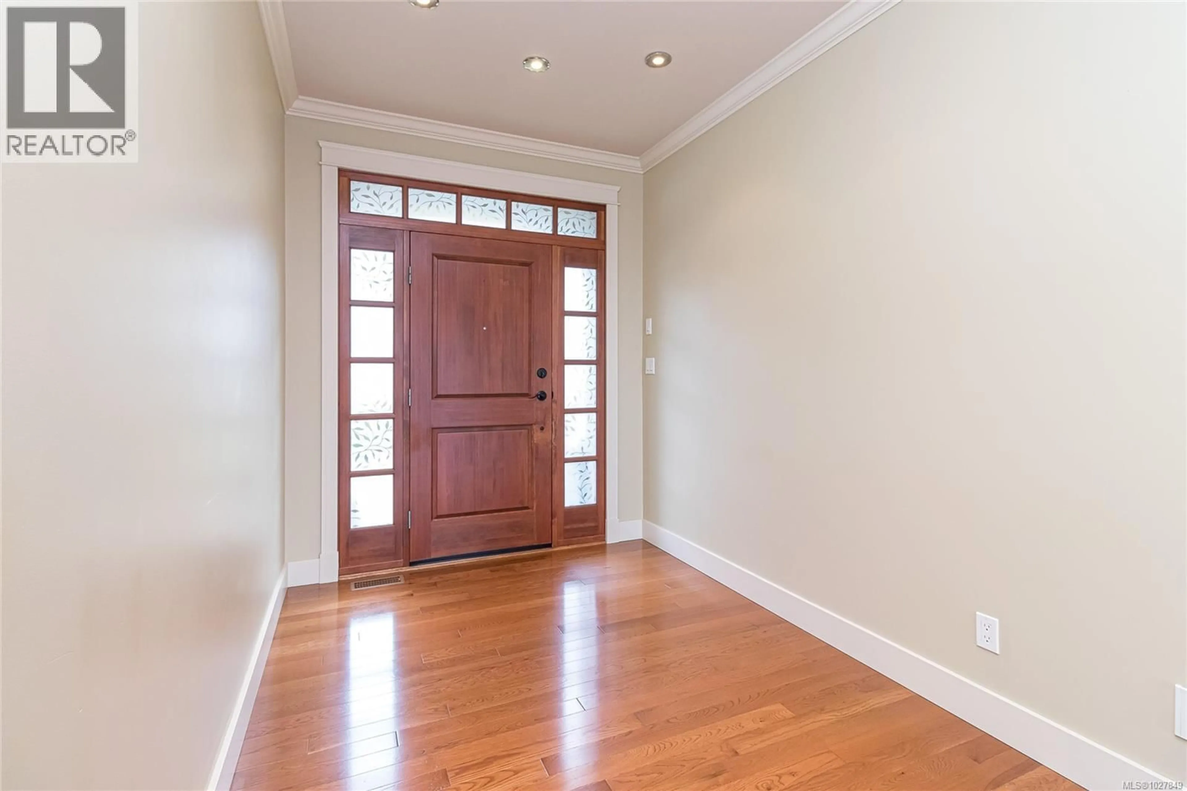 Indoor entryway for 3387 HAIDA DRIVE, Colwood British Columbia V9C3V9