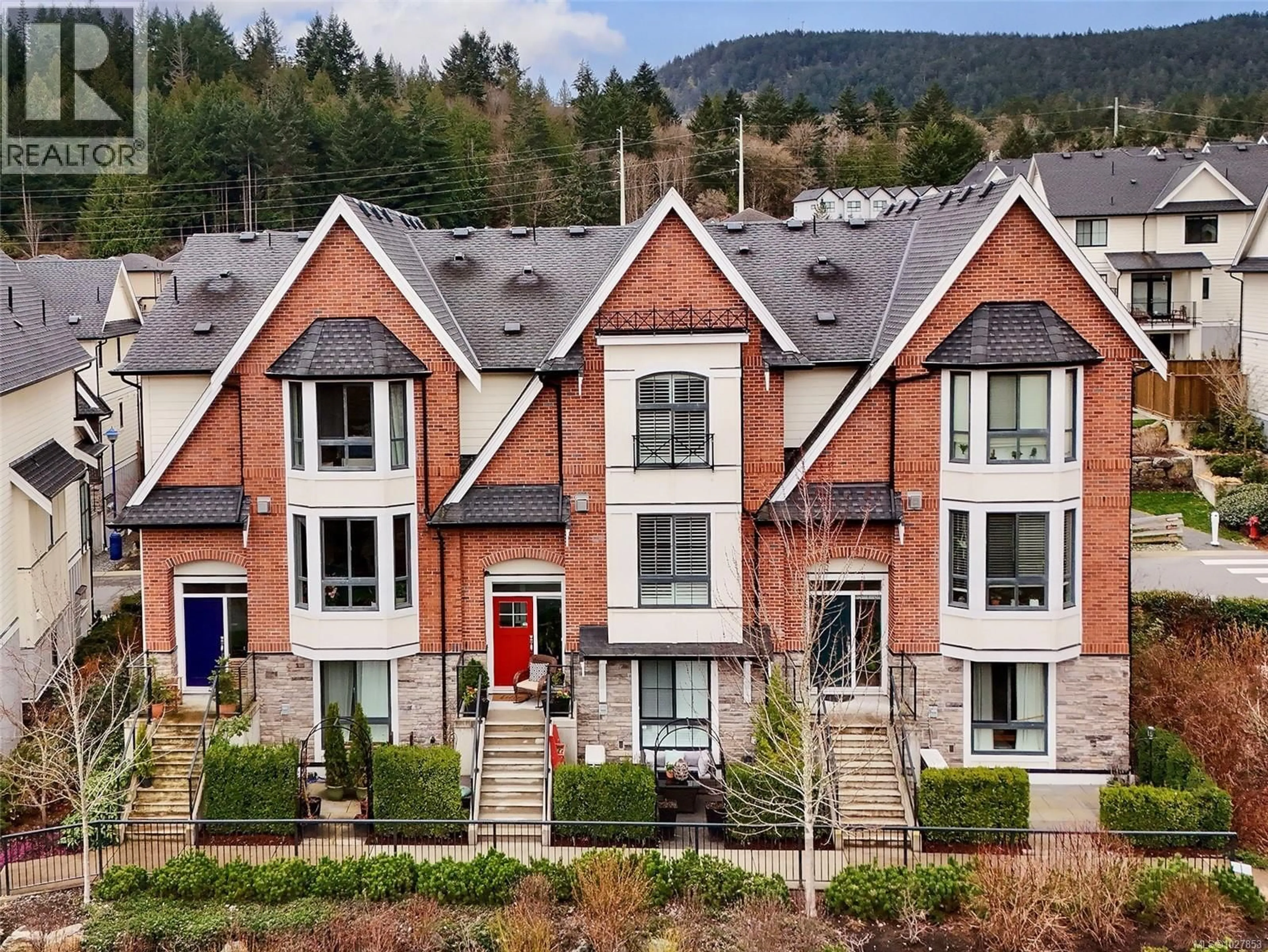 A pic from outside/outdoor area/front of a property/back of a property/a pic from drone, mountain view for 2844 TURNSTYLE CRESCENT, Langford British Columbia V9B0T8